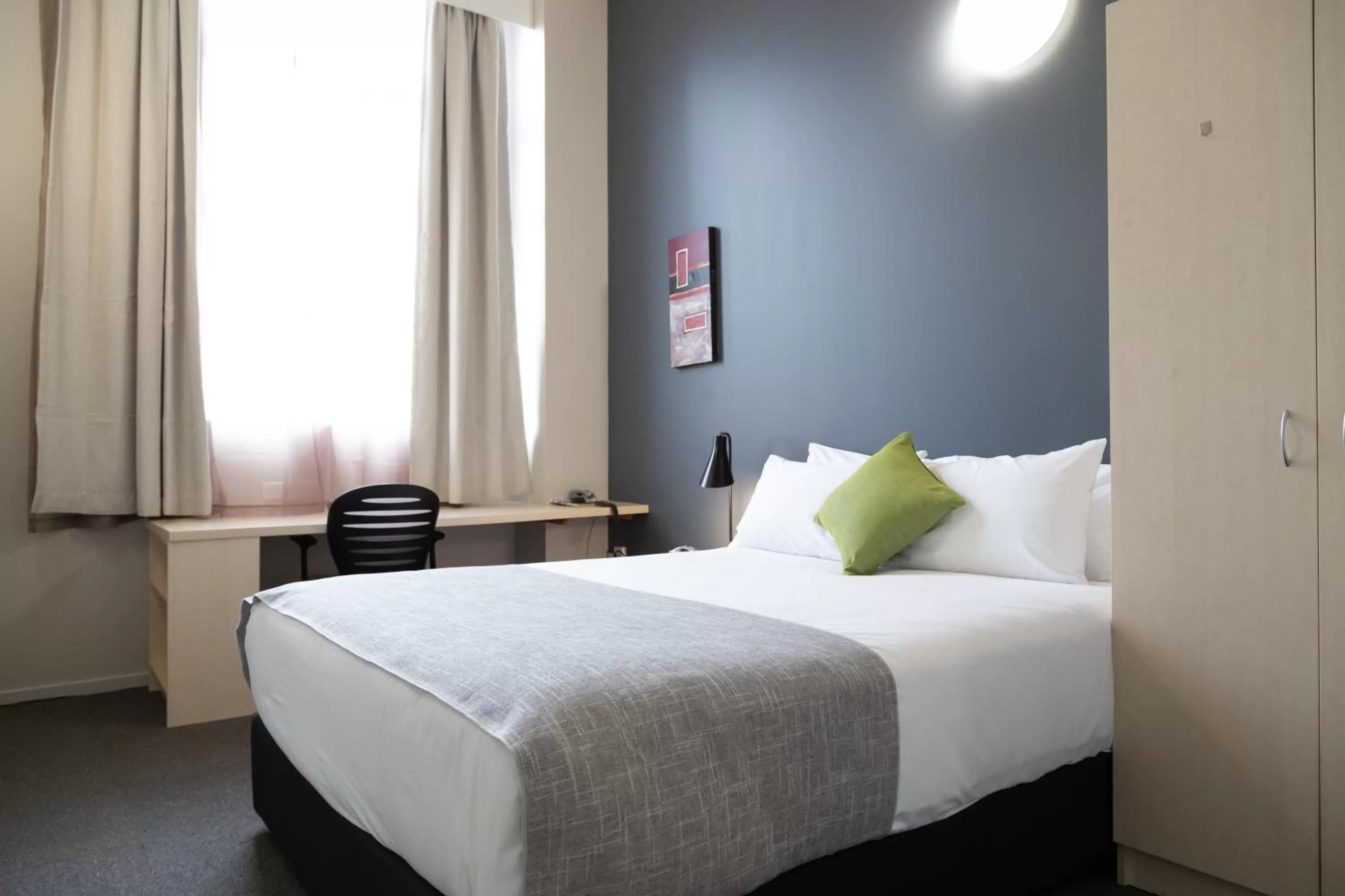 Two-Bedroom Apartment in Ibis Styles Invercargill