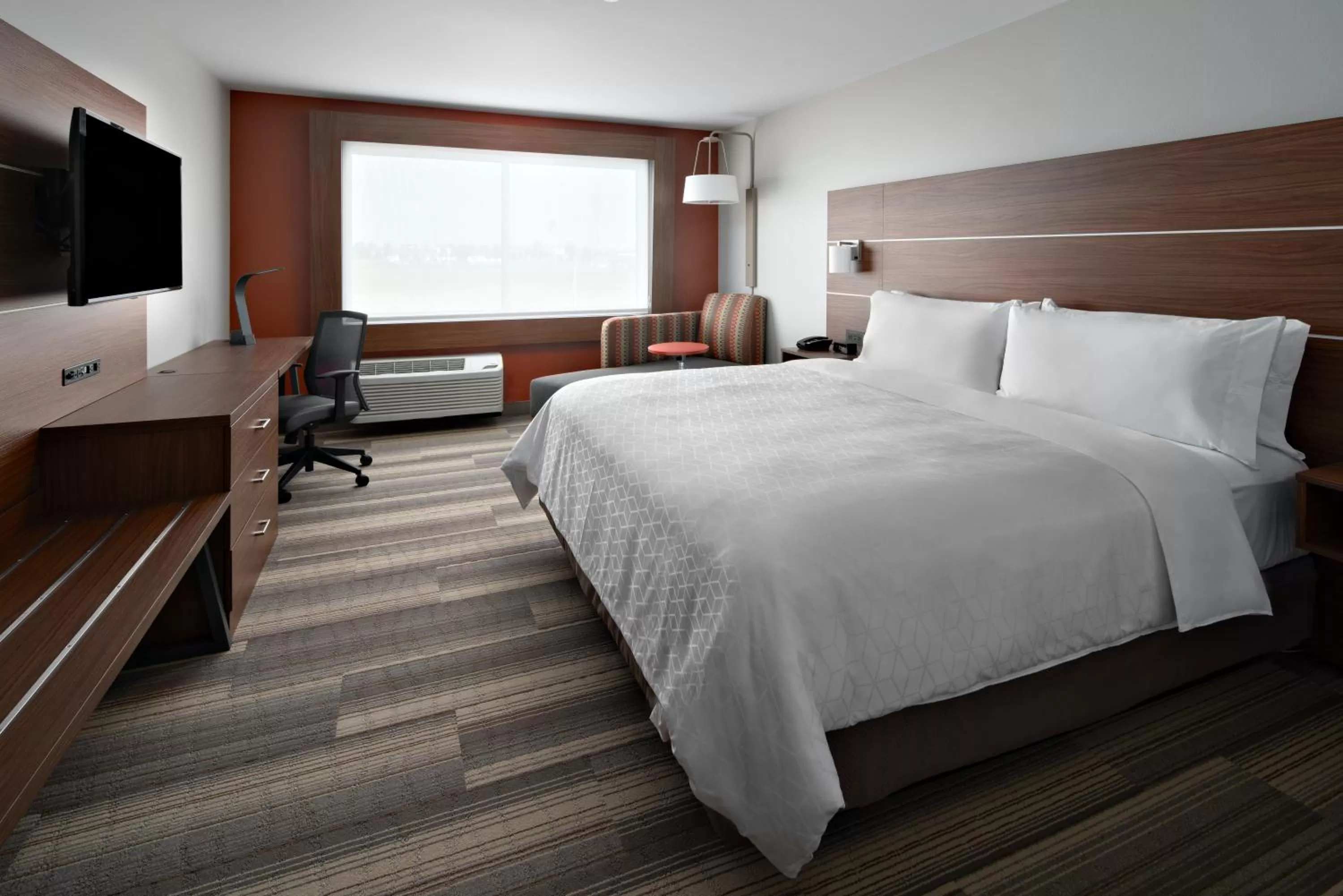 Standard Room in Holiday Inn Express & Suites - Elkhorn - Lake Geneva Area by IHG