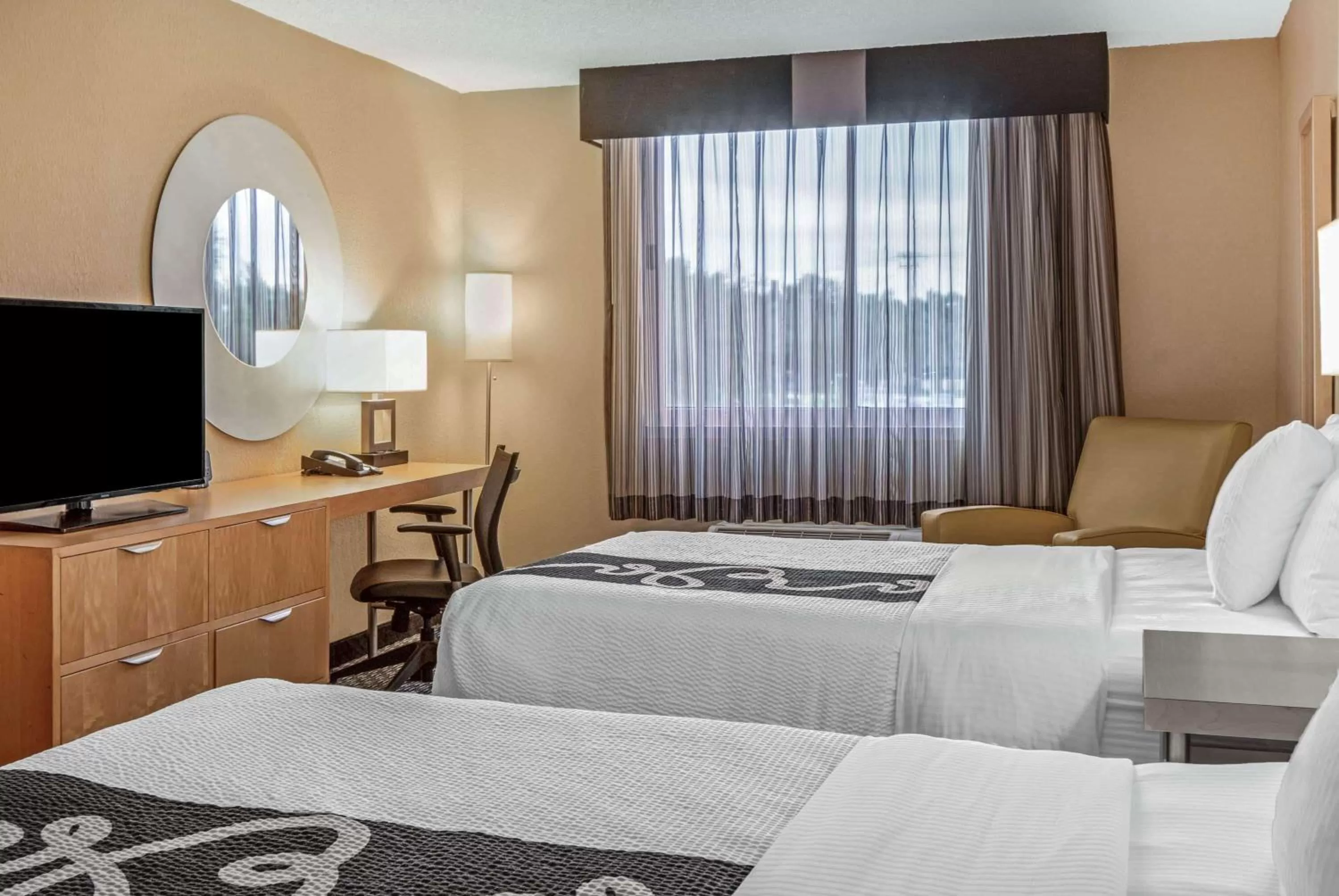Deluxe Suite with Two Double Beds - Non-Smoking in La Quinta by Wyndham Naples Downtown