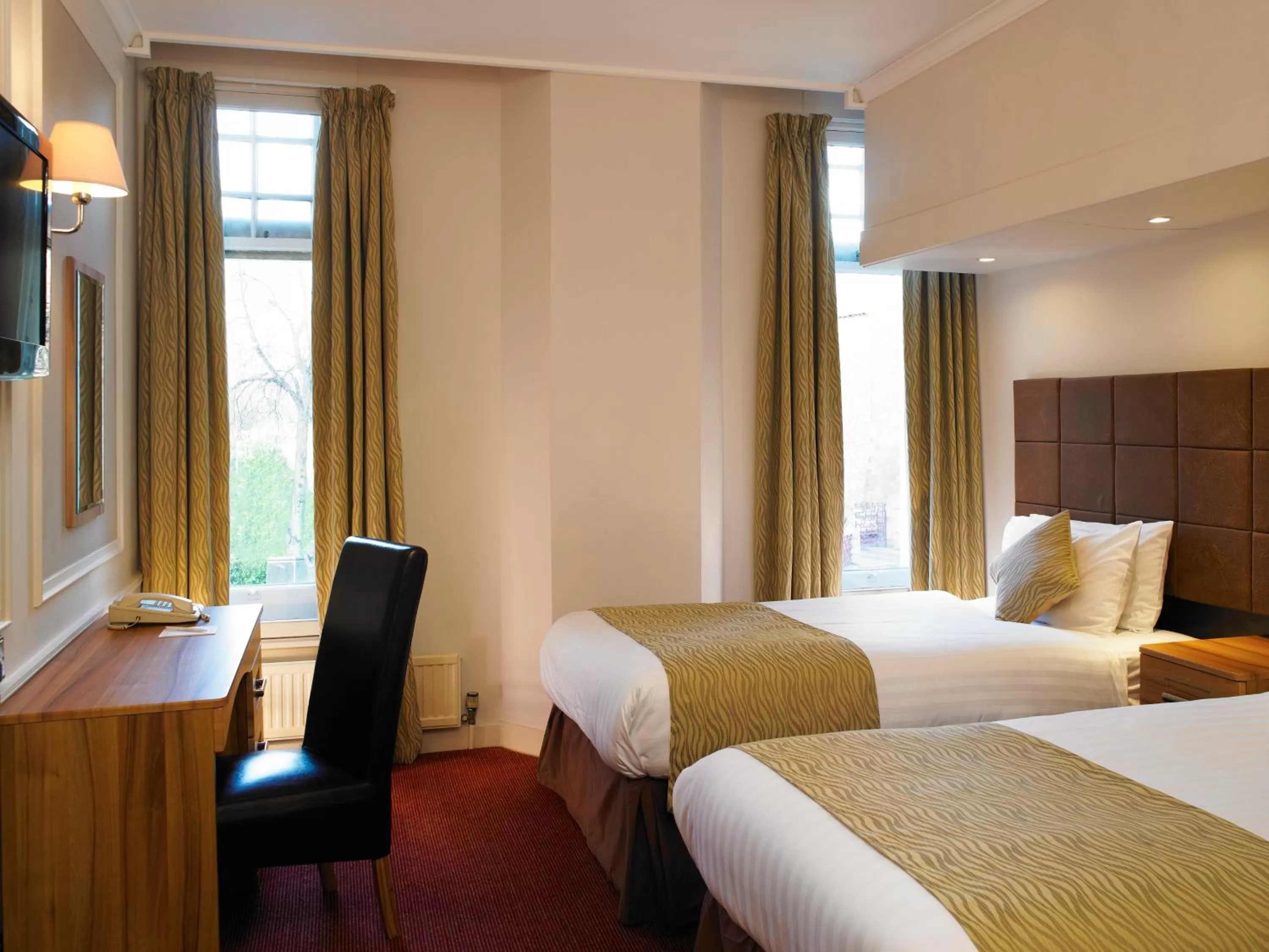 Standard Twin Room in The Angel Hotel