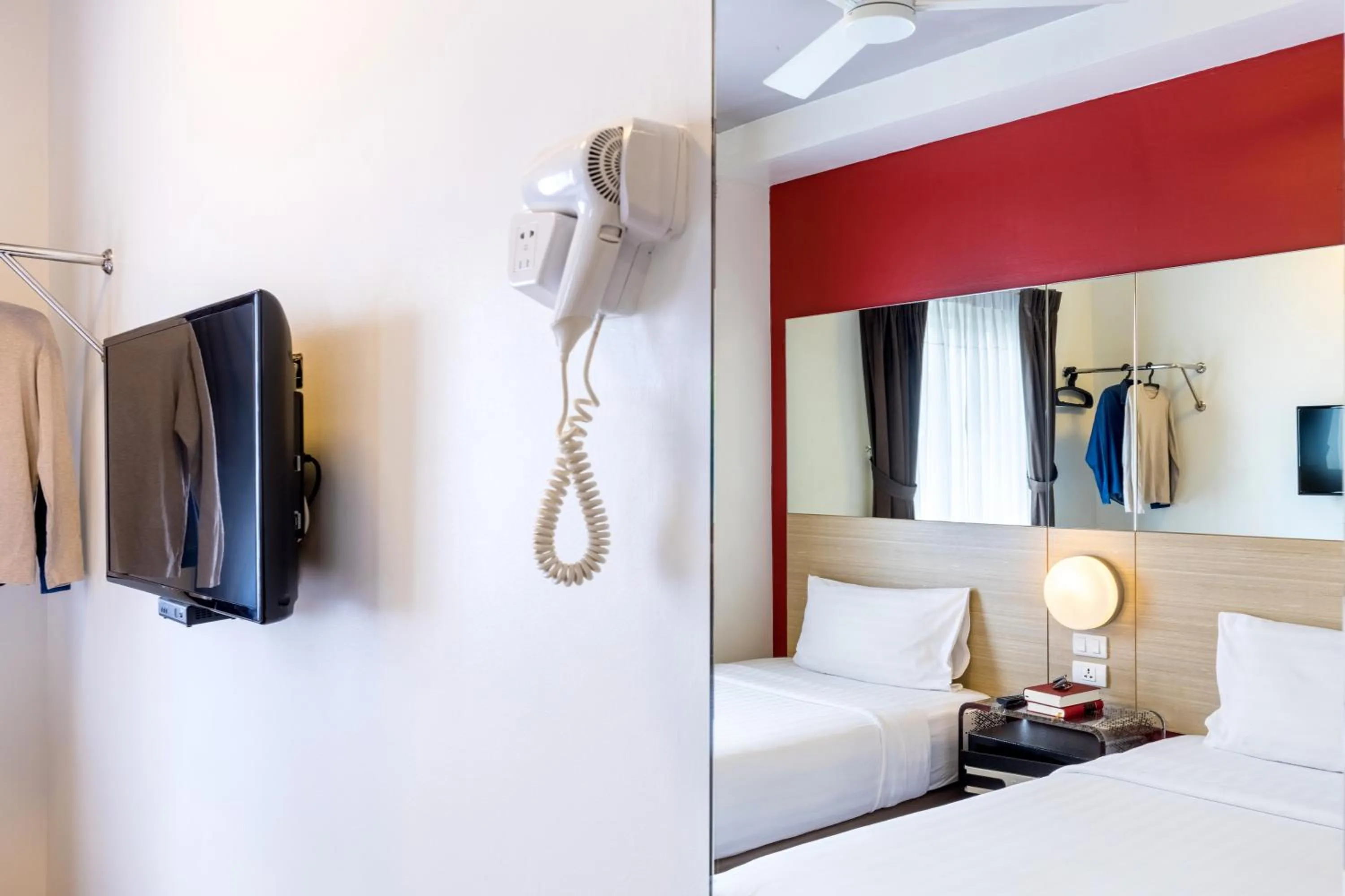 Bedroom, Bed in Red Planet Phuket Patong - SHA Extra Plus