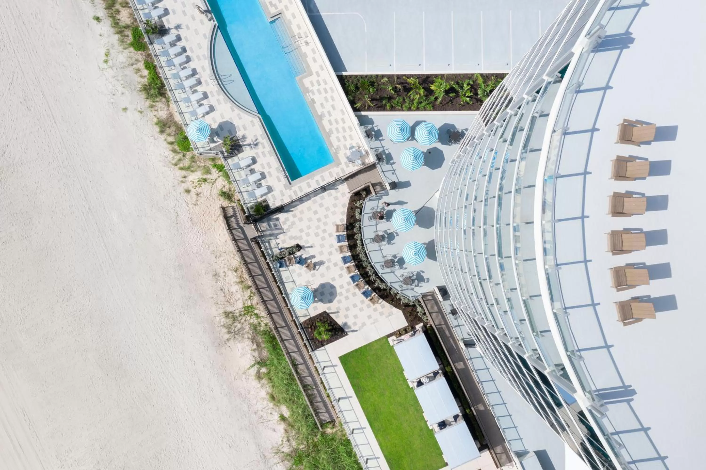 Pool view in Max Beach Resort