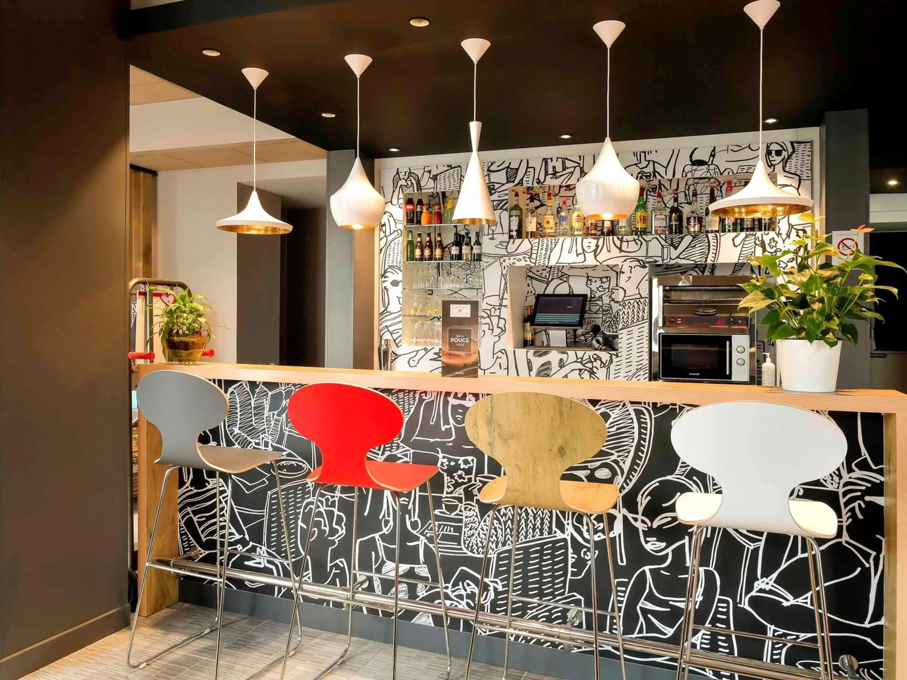 Property building in ibis Saint Quentin Basilique