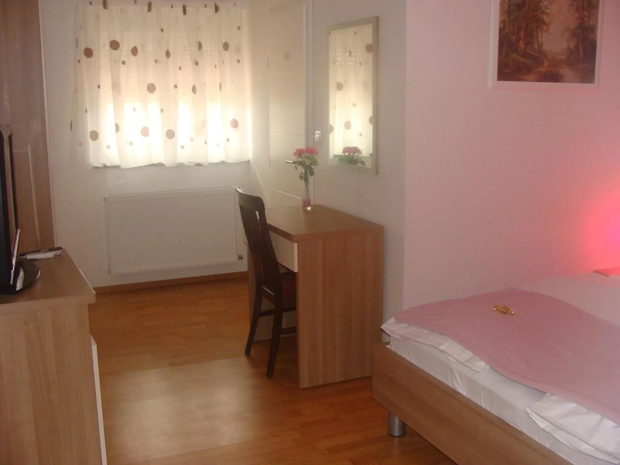 Twin Room in Lugarnica