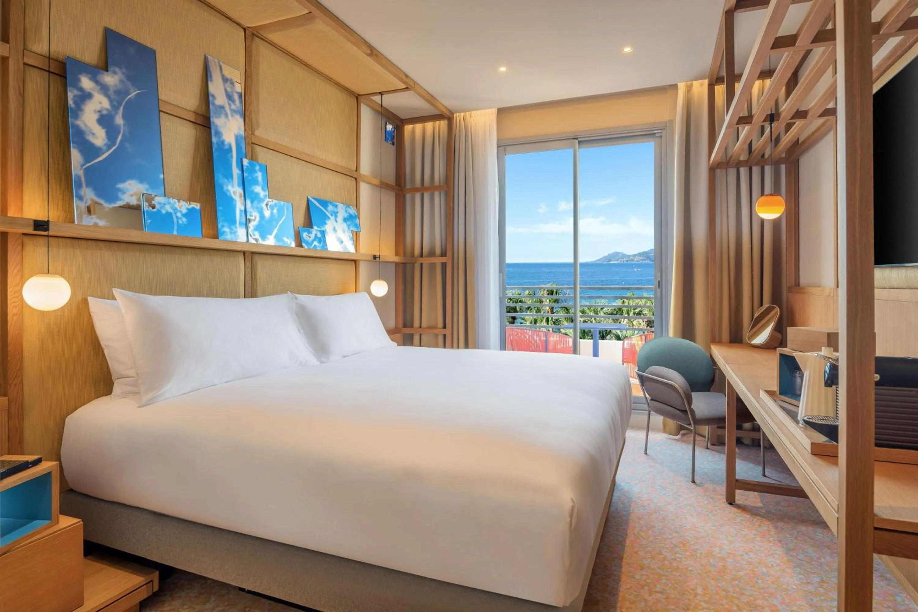 Deluxe King Room with Sea View in Canopy by Hilton Cannes