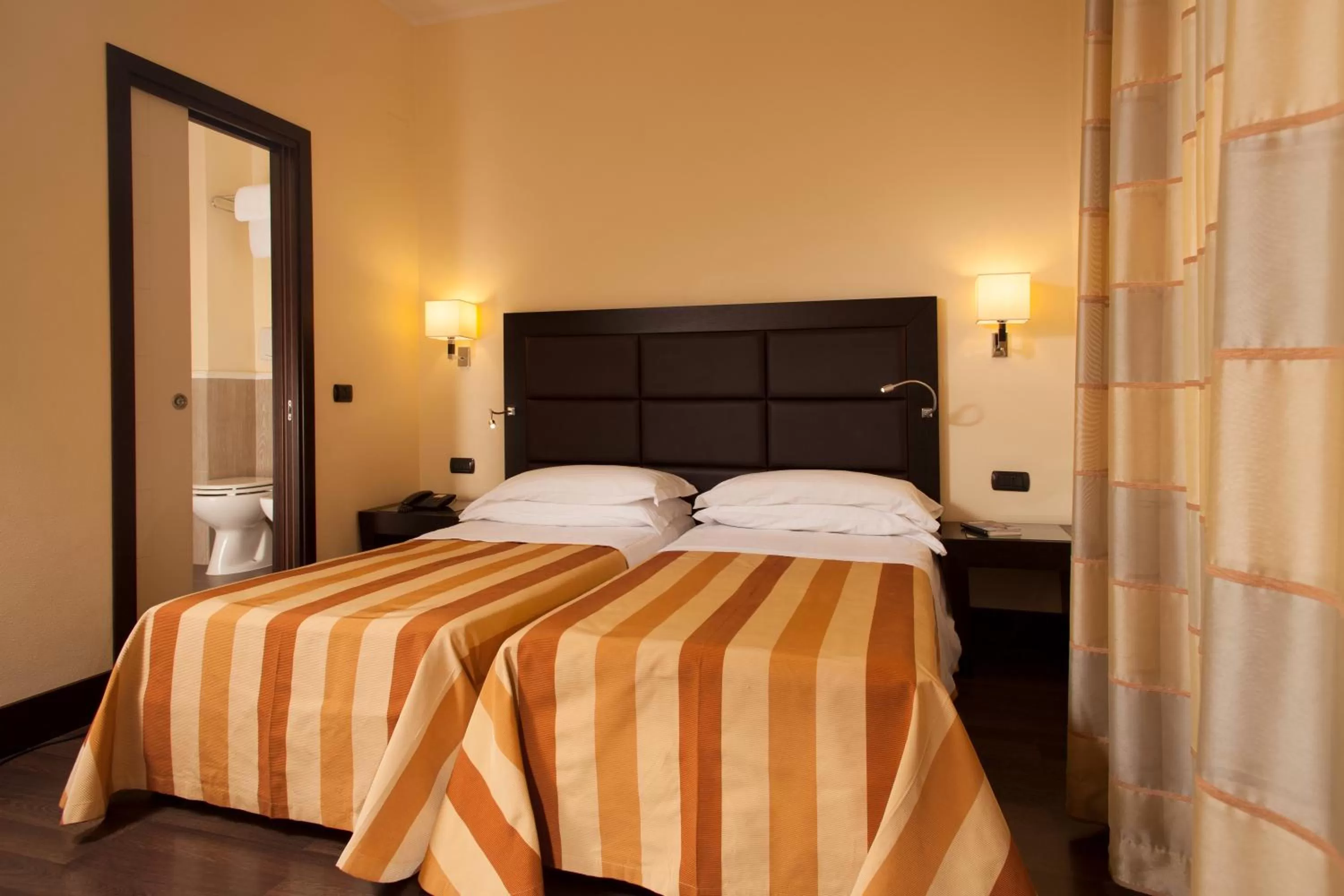 Double or Twin Room in Hotel Buenos Aires