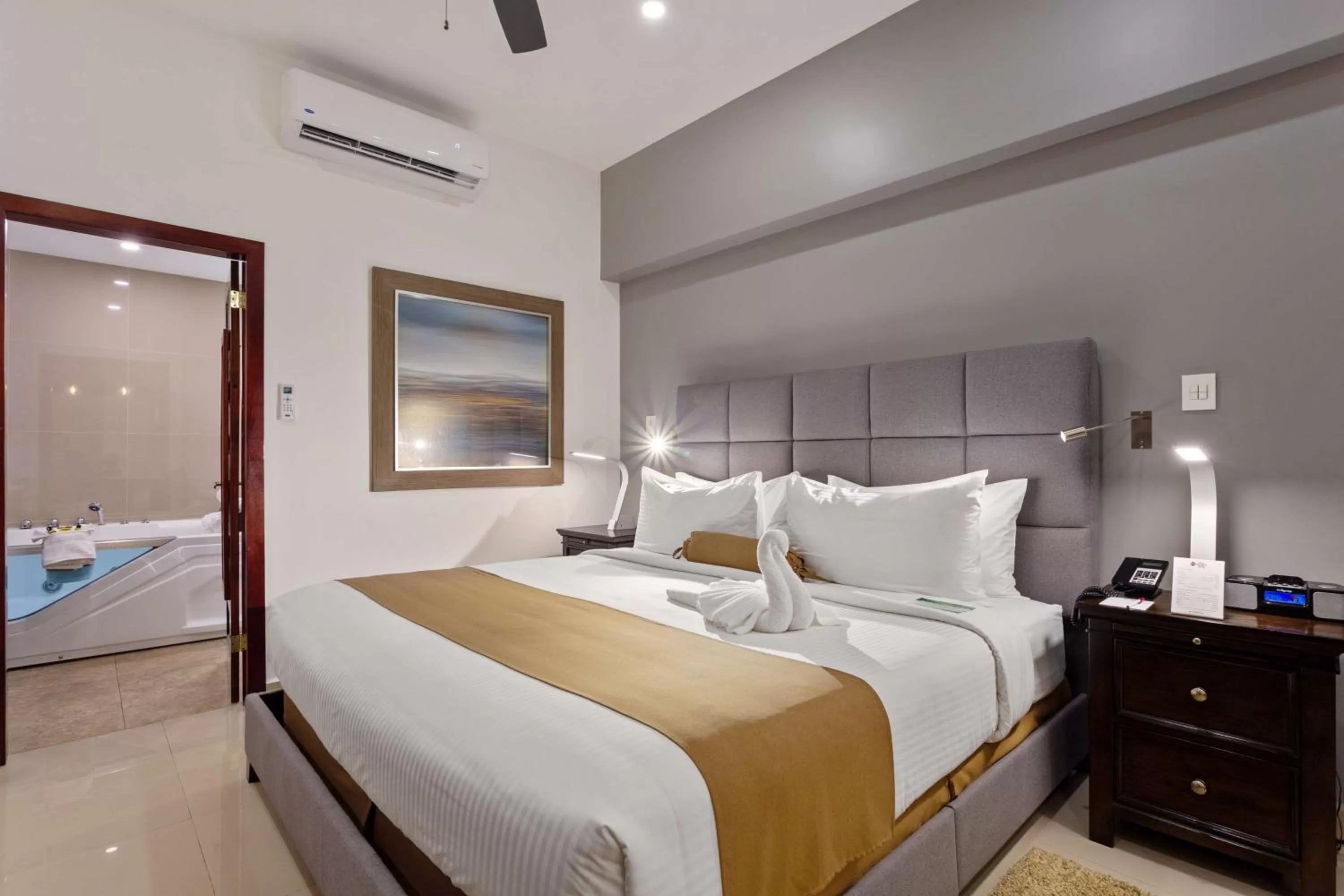 Junior King Suite with Living Room - Non-Smoking in Best Western Plus Belize Biltmore Plaza