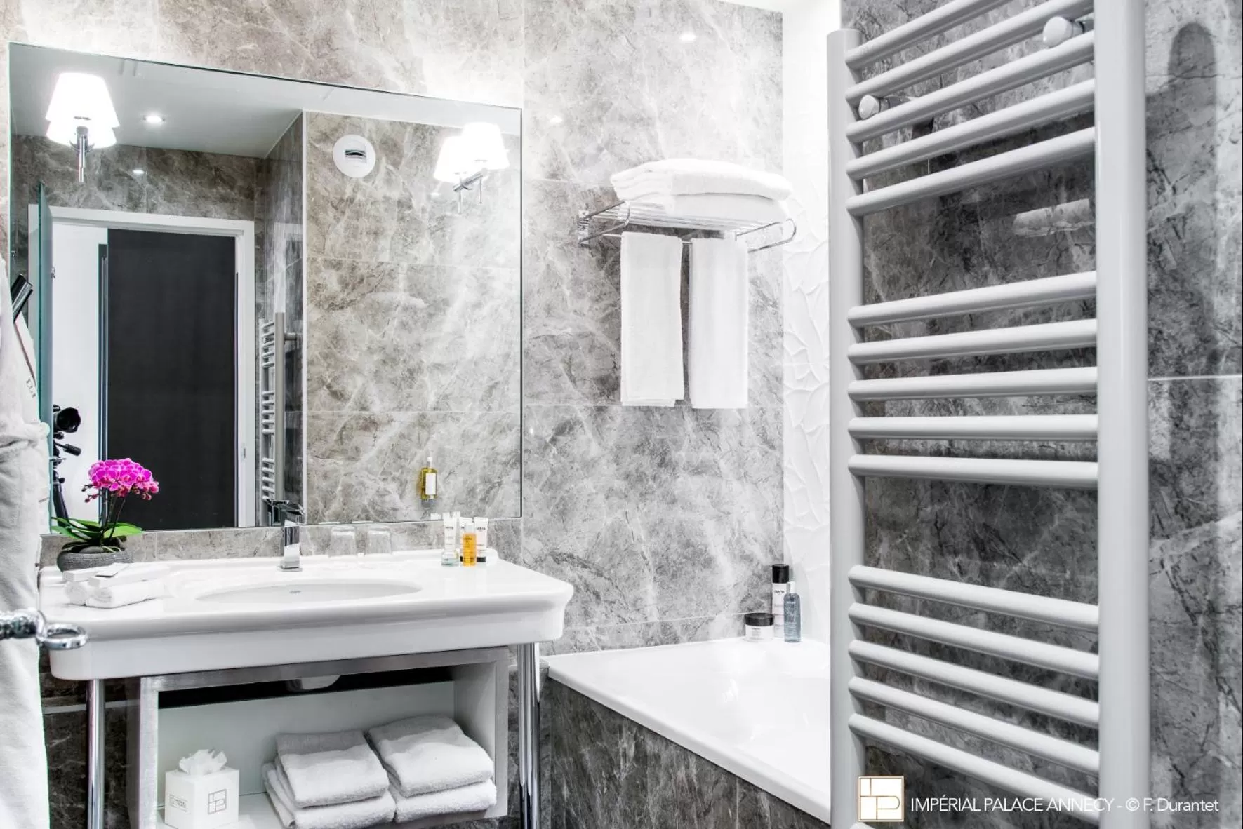 Junior Suite - Spa Access Included - Reservation Needed in Impérial Palace