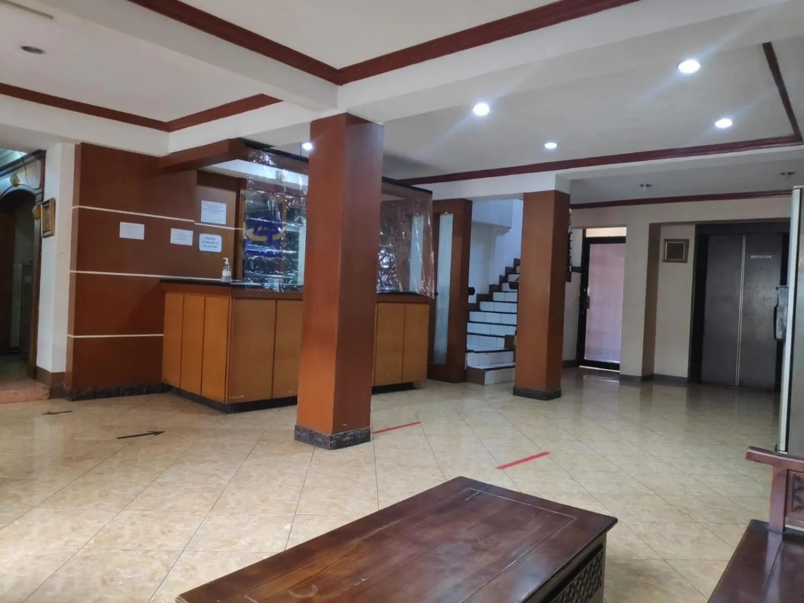 D Hans Hotel Syariah RedPartner near Wisata Religi Sunan Ampel Surabaya