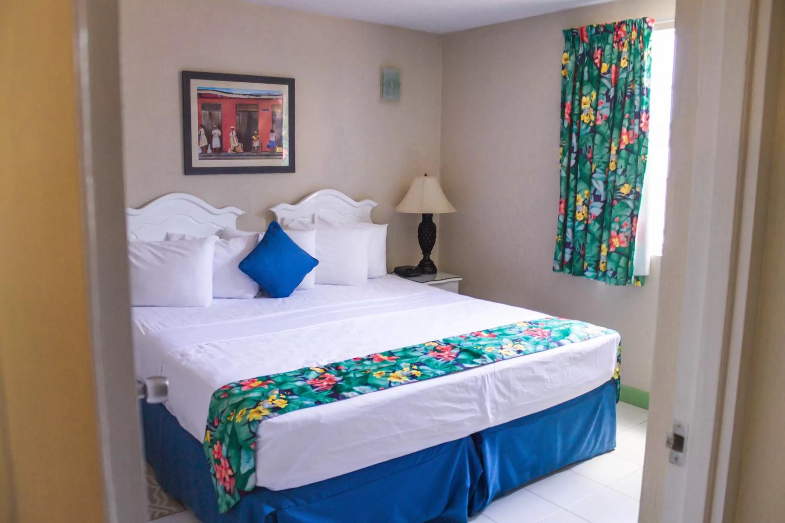 One-Bedroom Apartment - single occupancy in Worthing Court Apartment Hotel