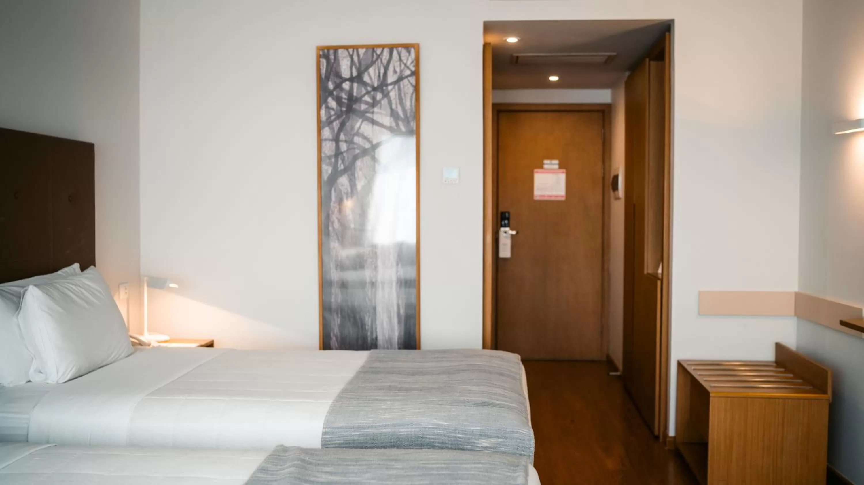 Twin Room - Non-Smoking in Dazzler by Wyndham Asuncion