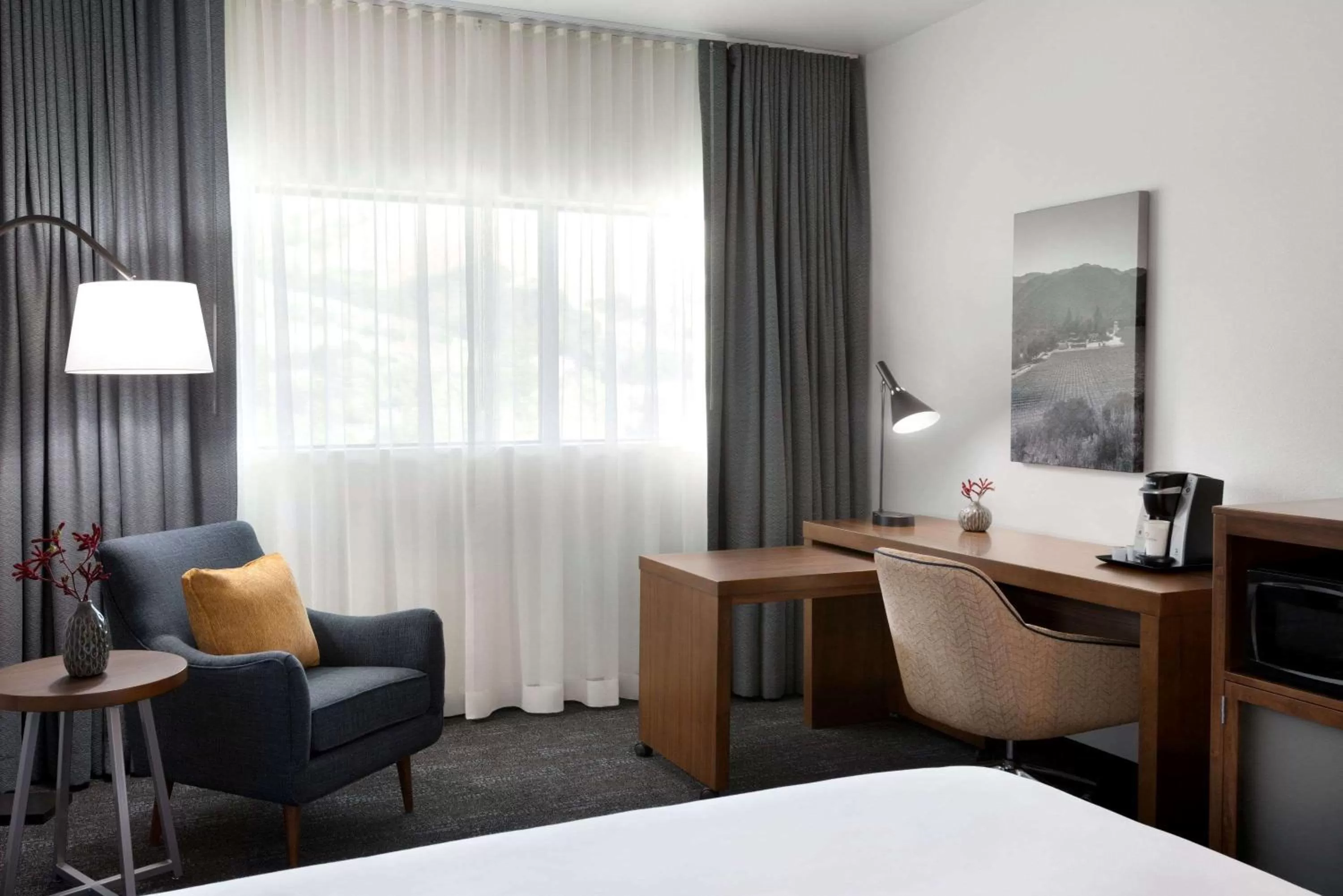 King Room - Non-Smoking in La Quinta by Wyndham San Luis Obispo