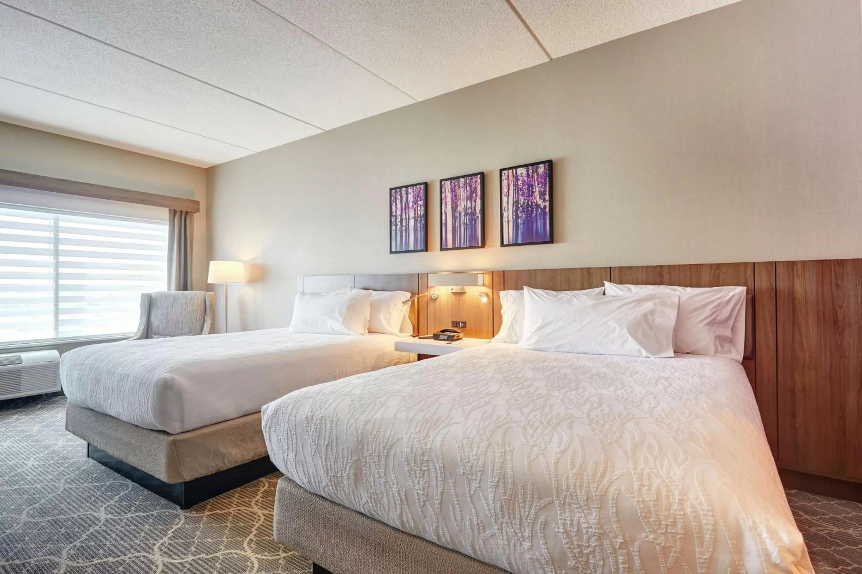 Queen Room with Two Queen Beds in Hilton Garden Inn Toronto/Brampton West, Ontario, Canada