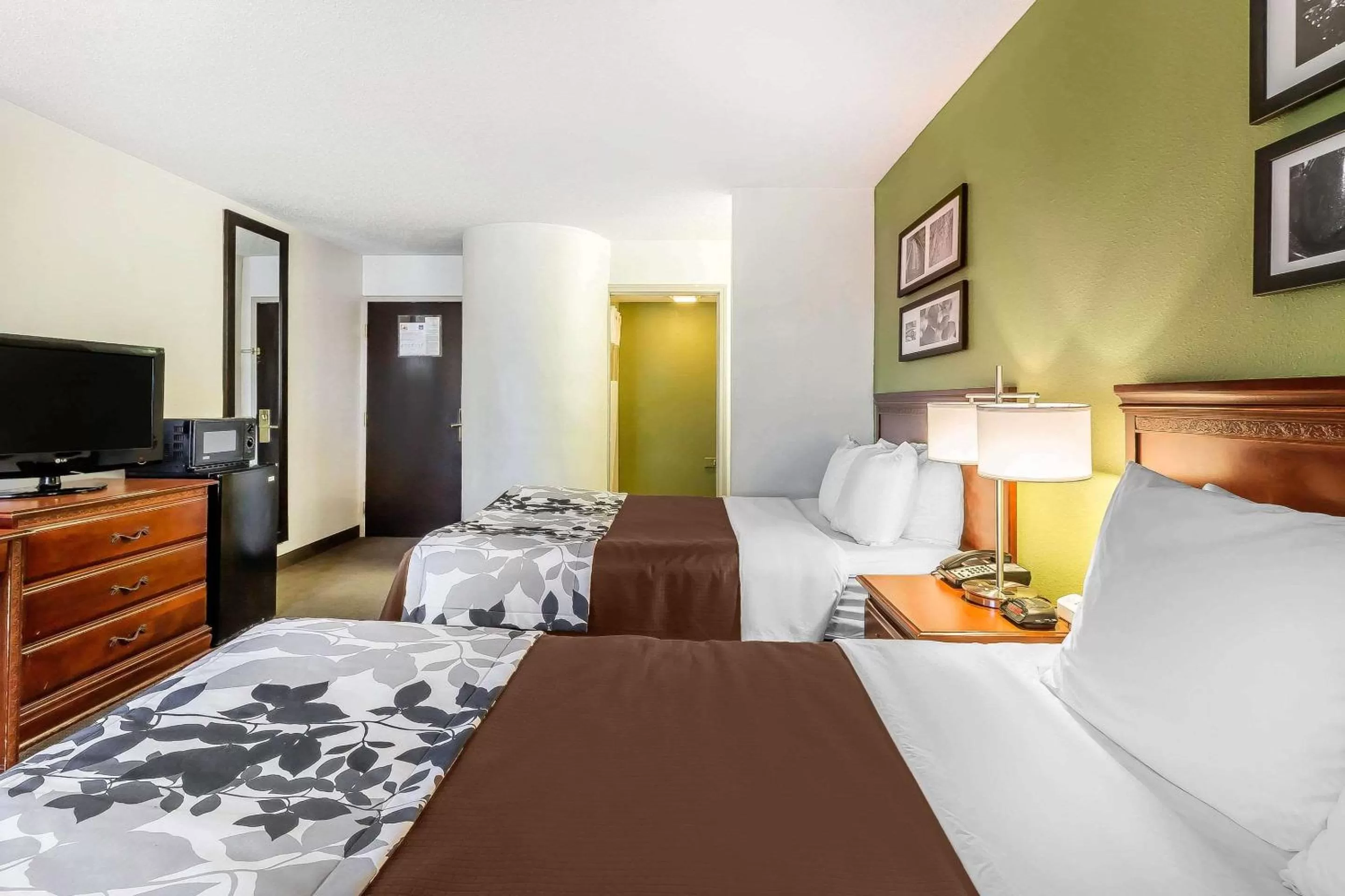 Queen Room with Two Queen Beds - Non-Smoking in Sleep Inn Gaffney at I-85