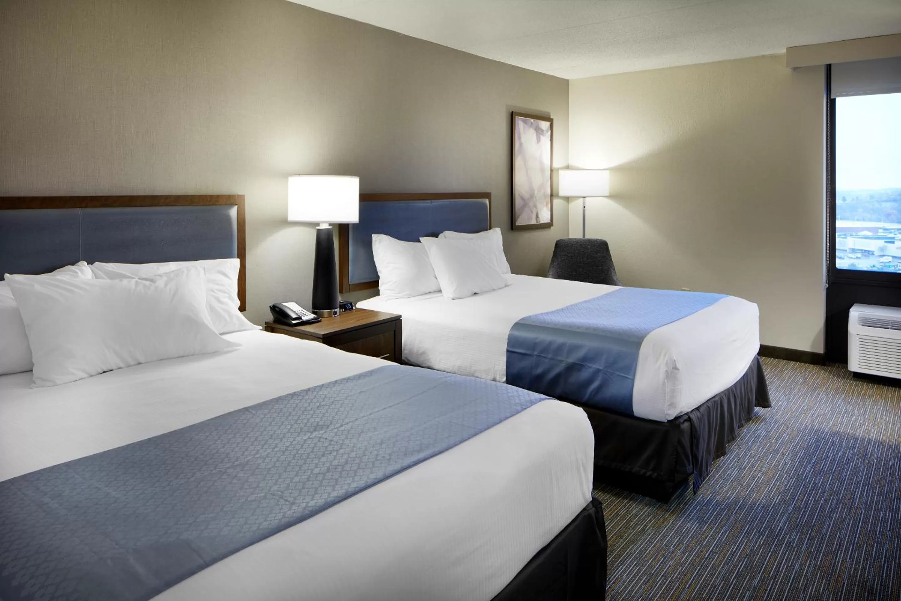 Queen Room with Two Queen Beds - Non-Smoking in Wingate by Wyndham St. Clairsville/Wheeling