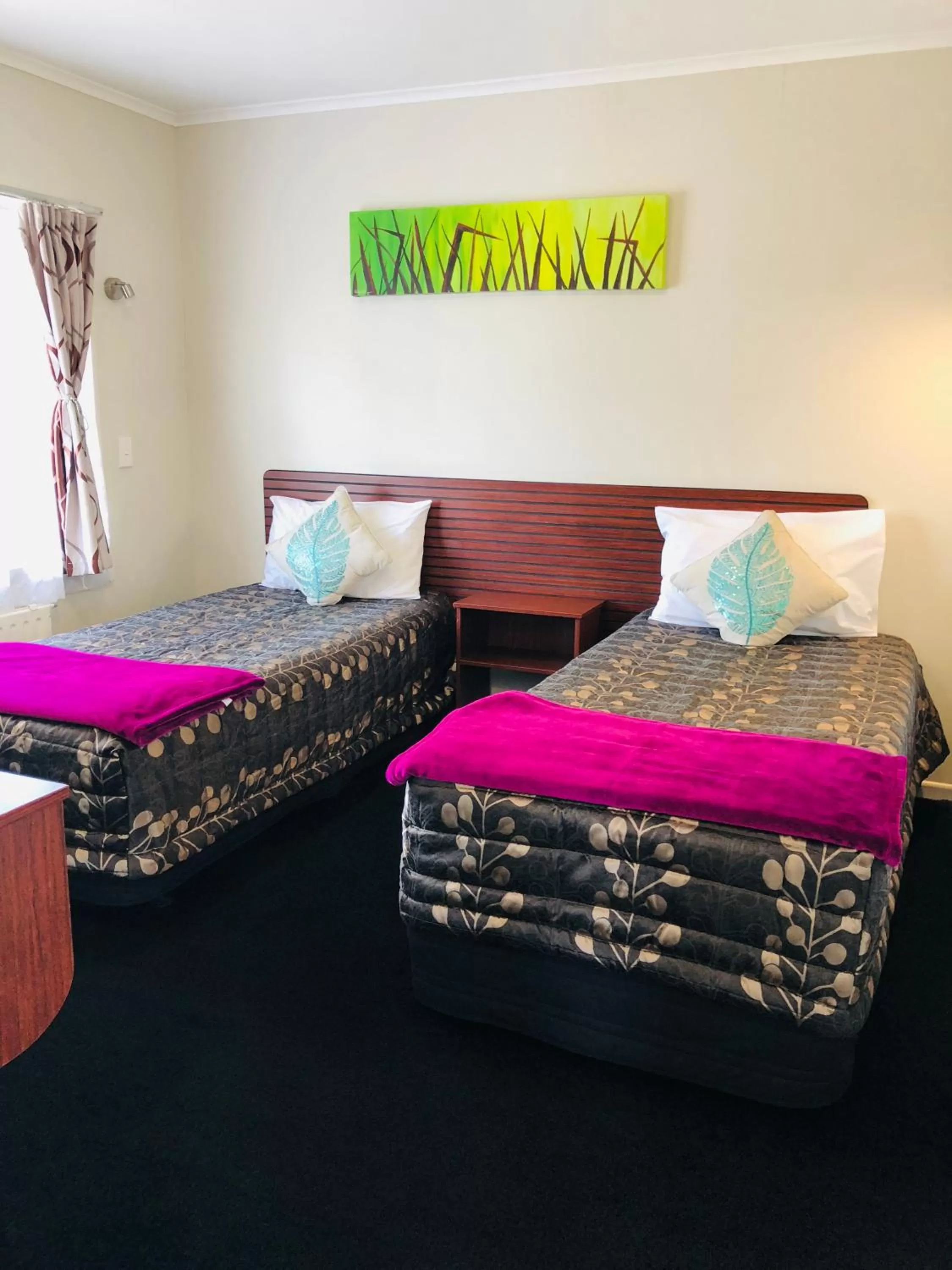 Superior Family Apartment - 1 in Red Rock Thermal Motel - Mineral Pool