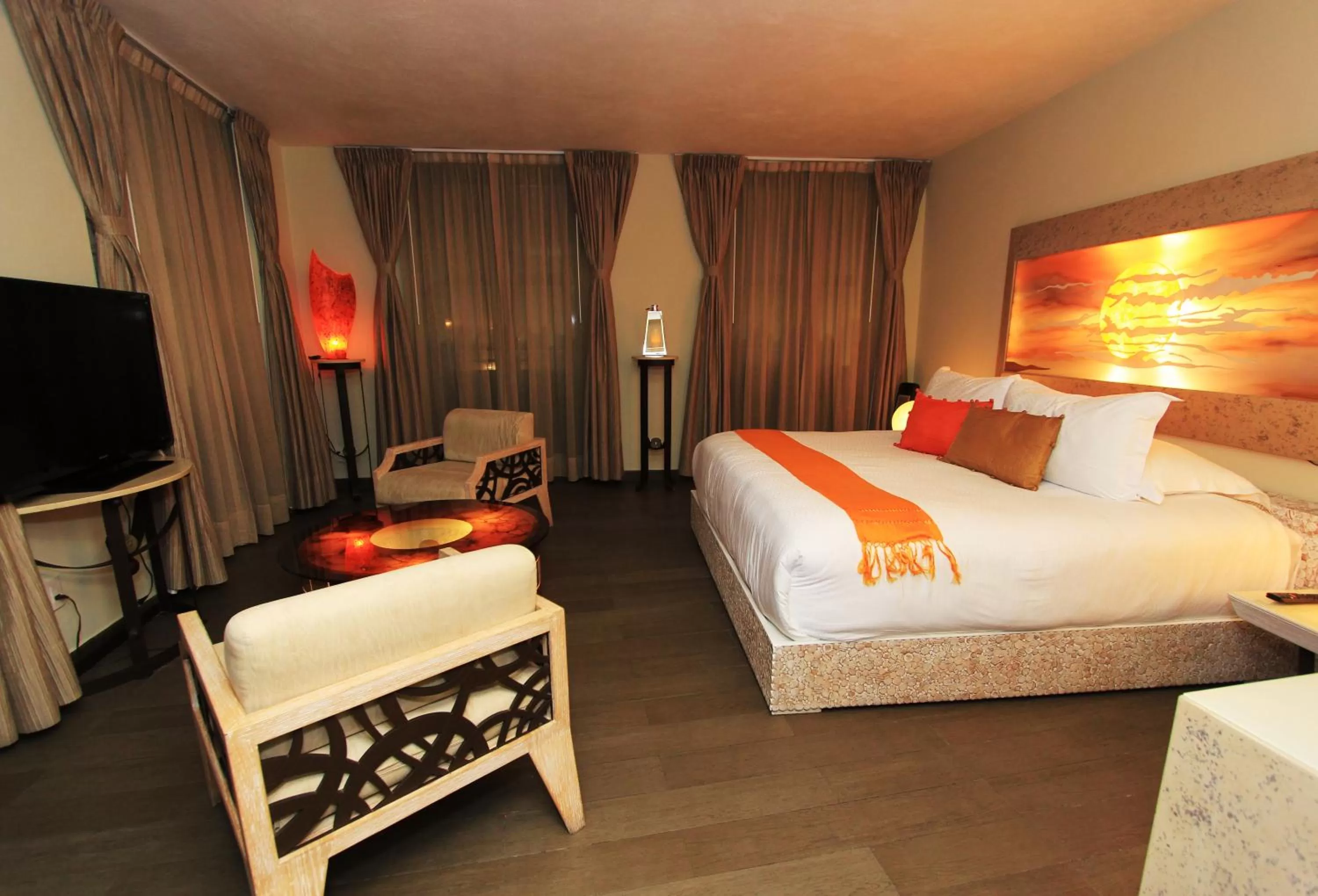 Deluxe King Room in Plaza Gallery Hotel Boutique