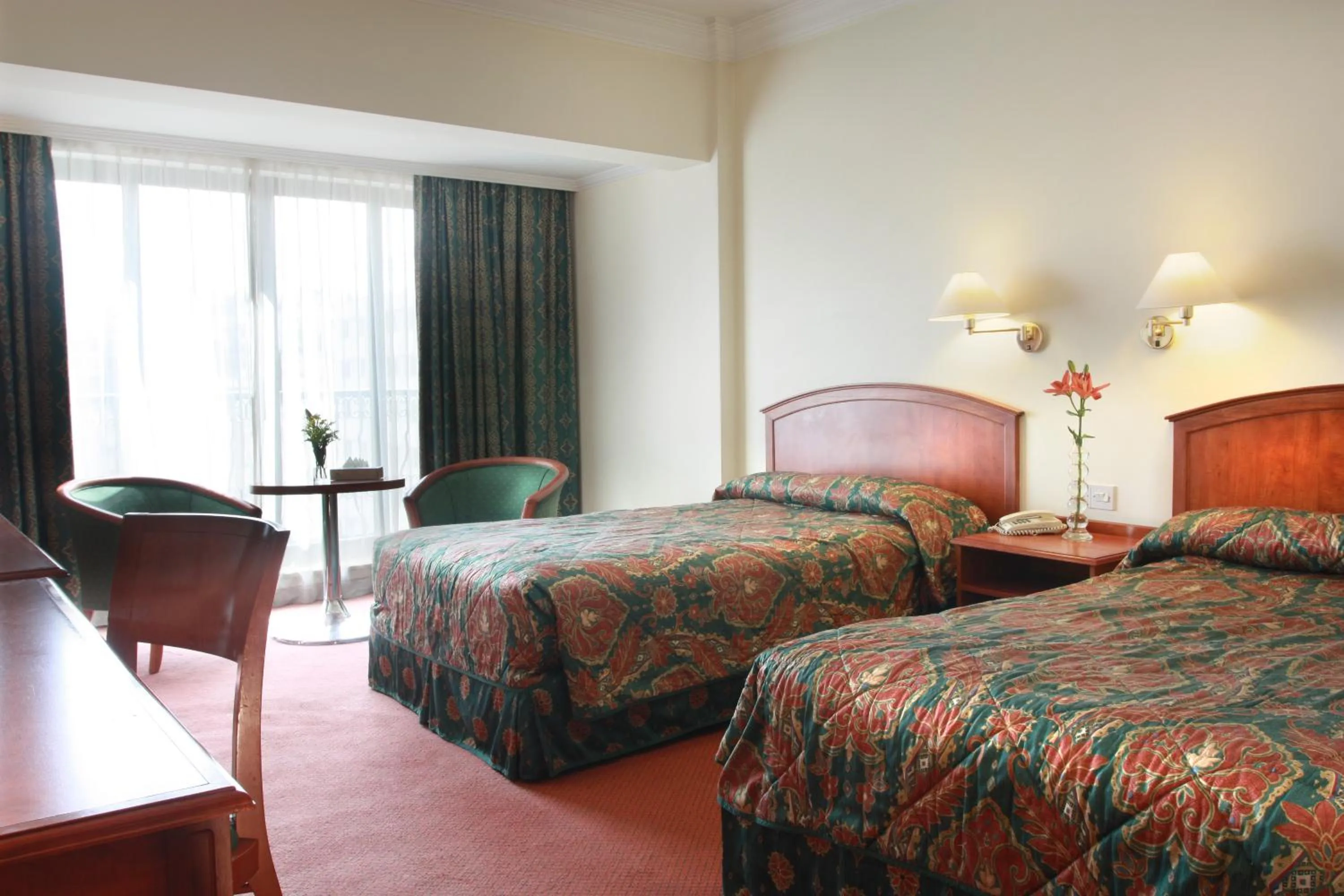 Standard Twin Room in Grand Palace Hotel