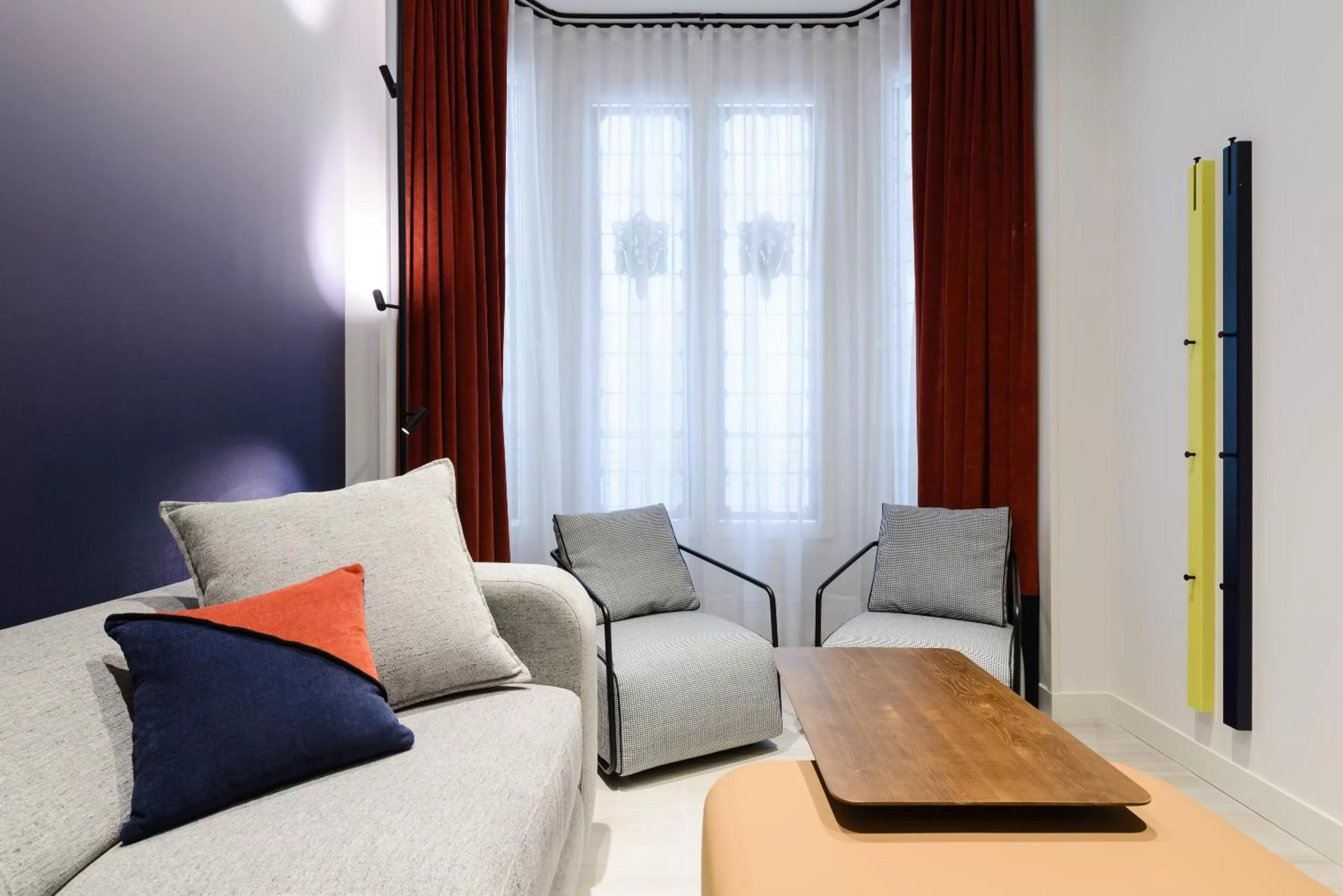Two-Bedroom Apartment in Smartrental Collection Gran Vía Centric
