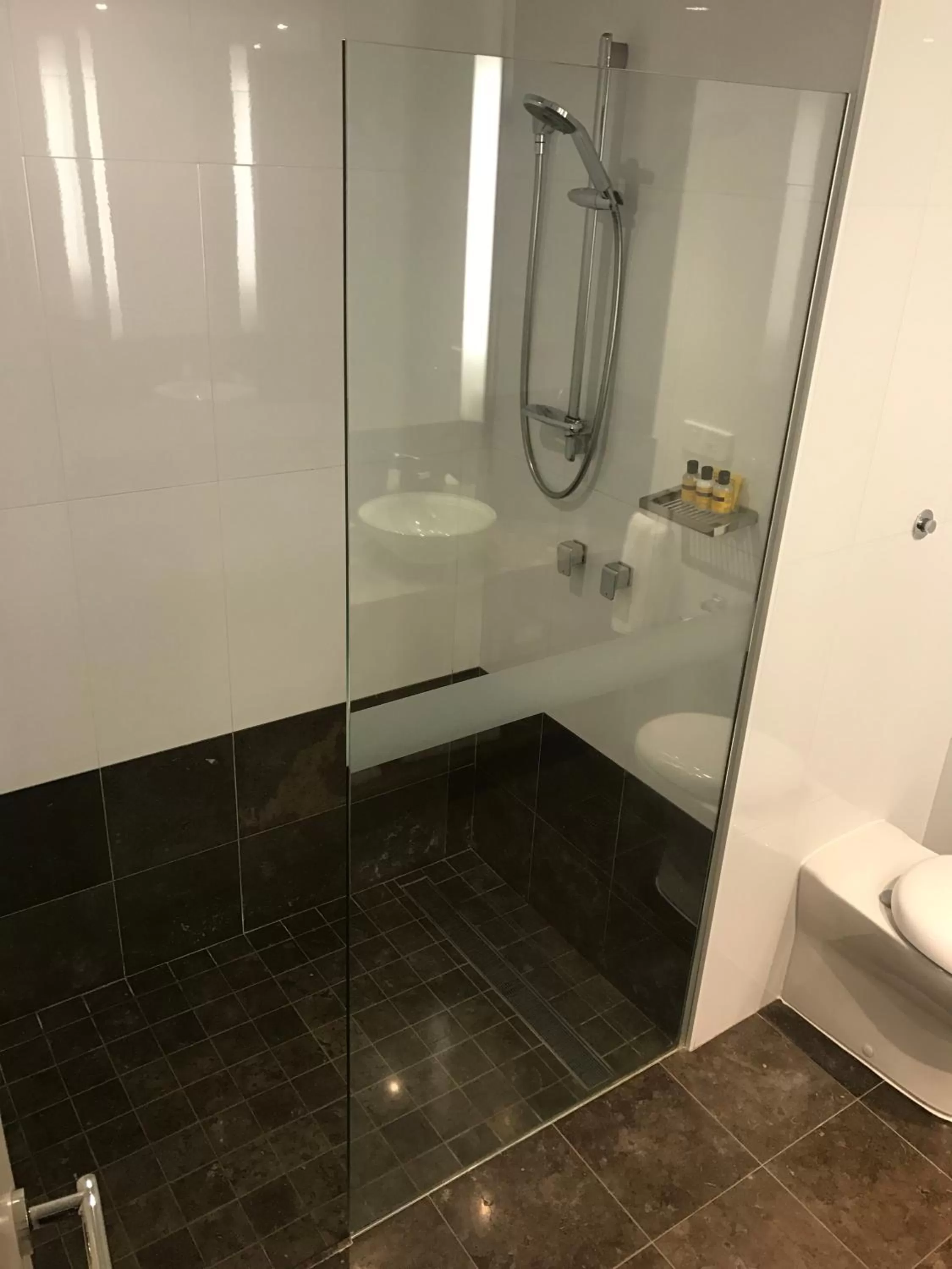 King Room - single occupancy - Club Access in Residence on Langley Park