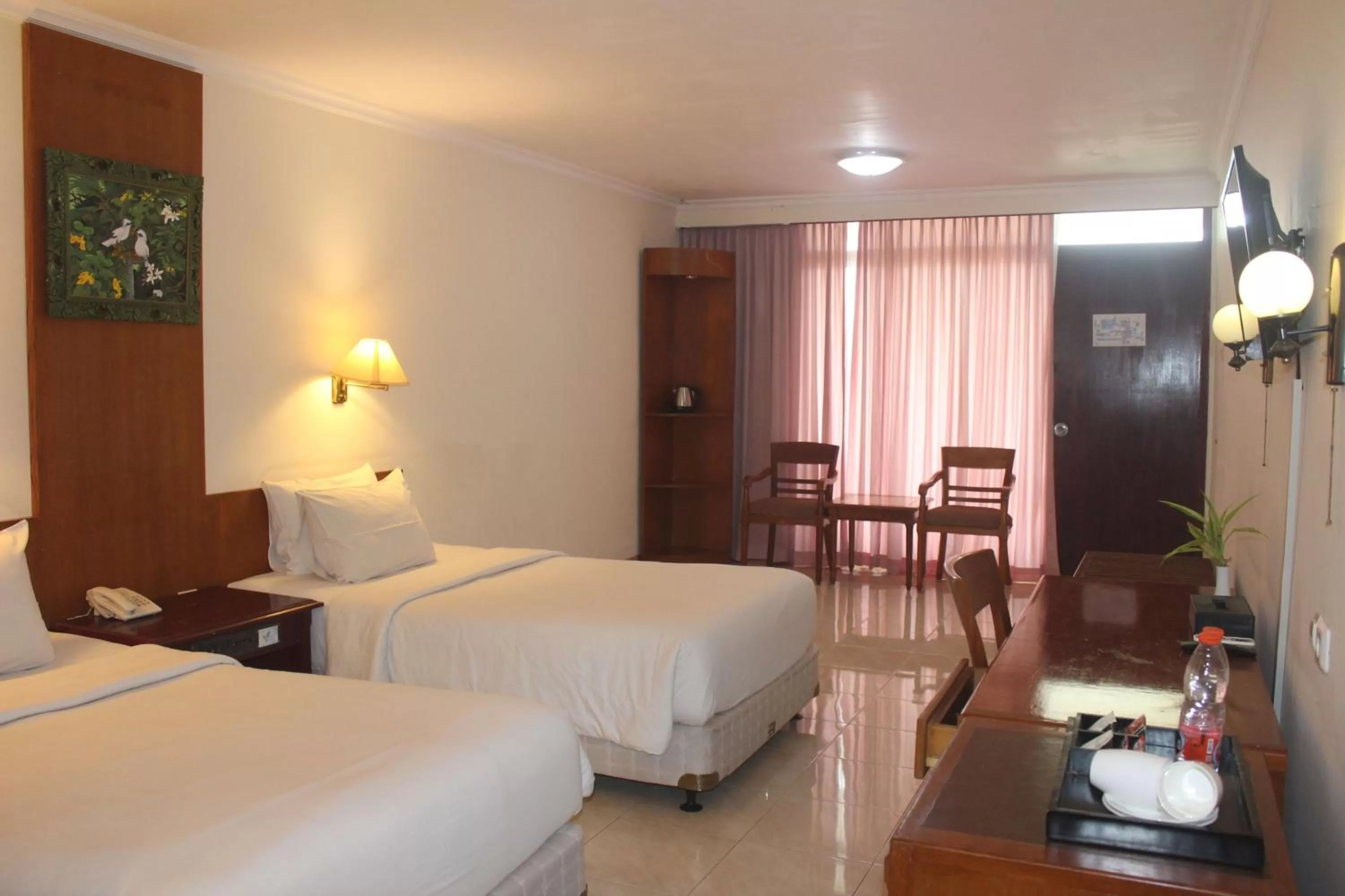 Superior Twin Room in Inna Tretes Hotel & Resort