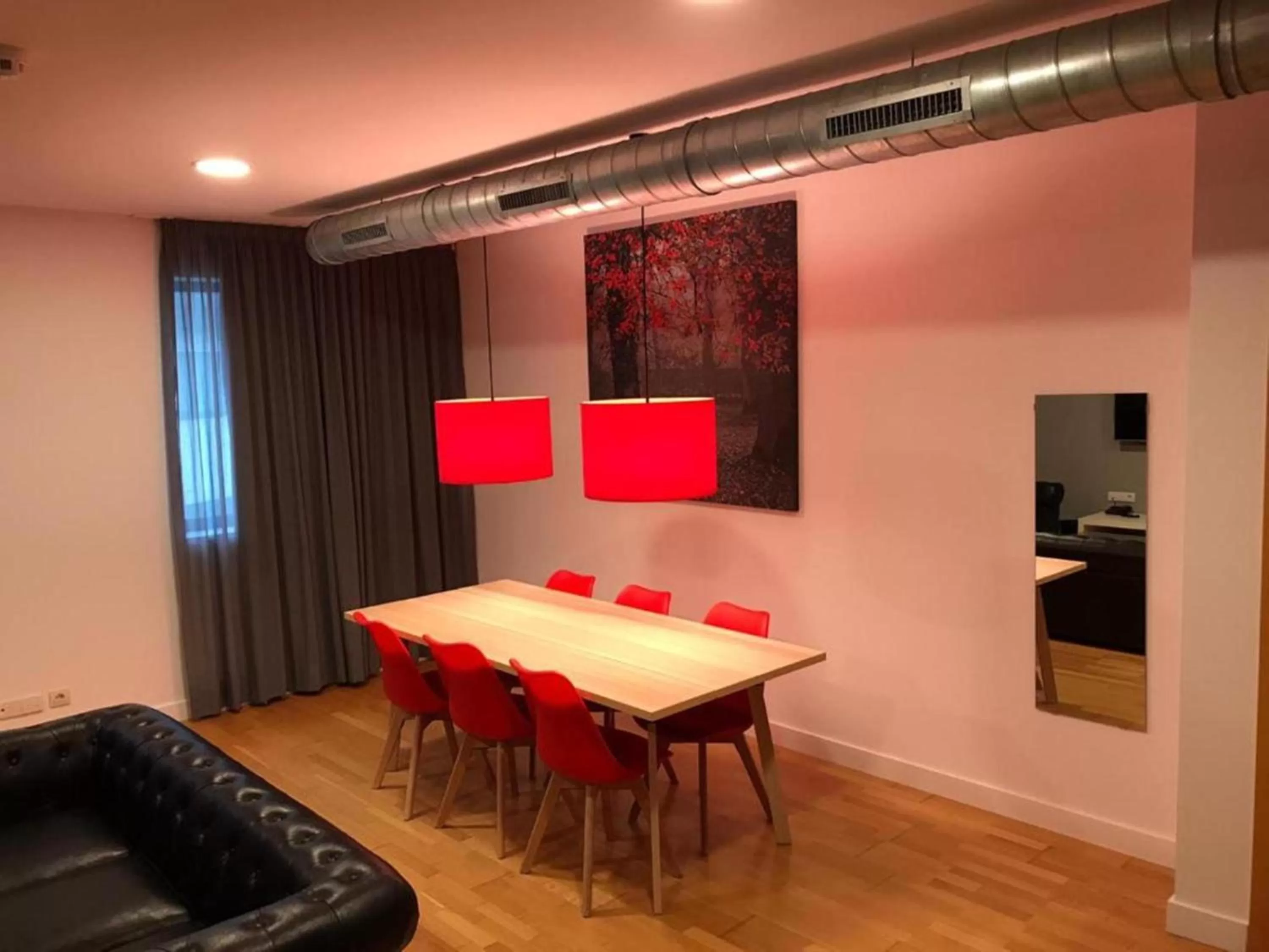 Suite Duplex en AD con acceso spa y garaje in Hotel Spa Odeón