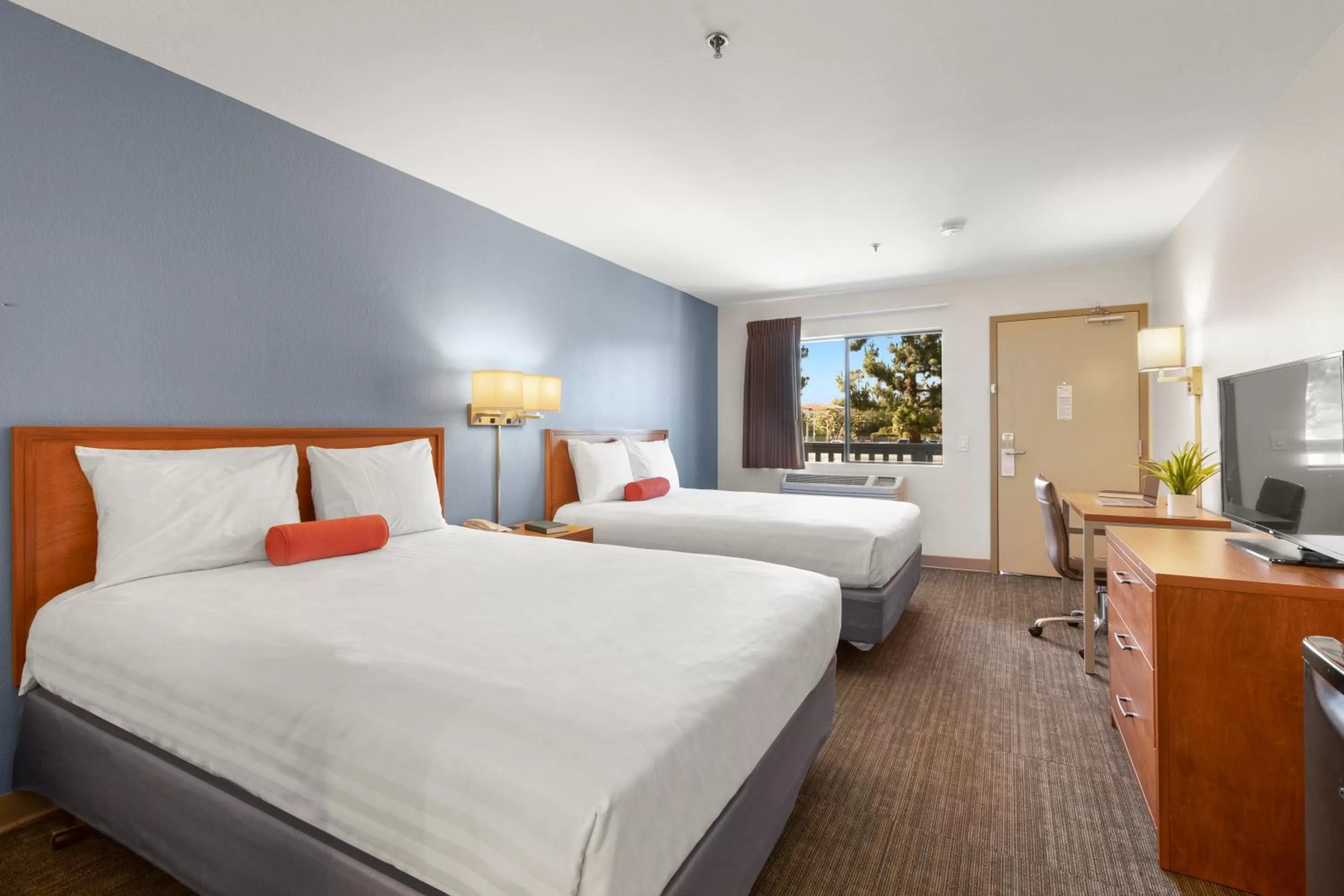 Deluxe Double Room in Good Nite Inn Camarillo