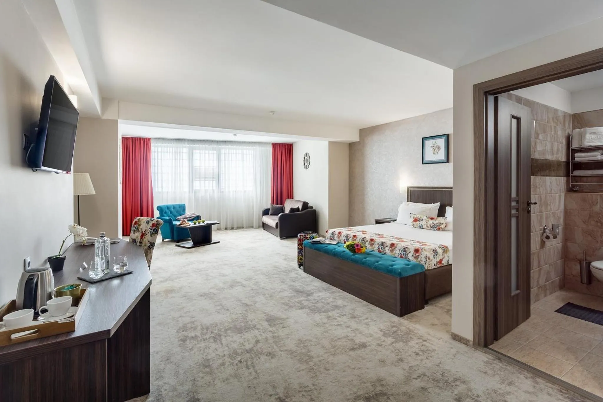 Deluxe Suite in Prestige Boutique Hotel Craiova