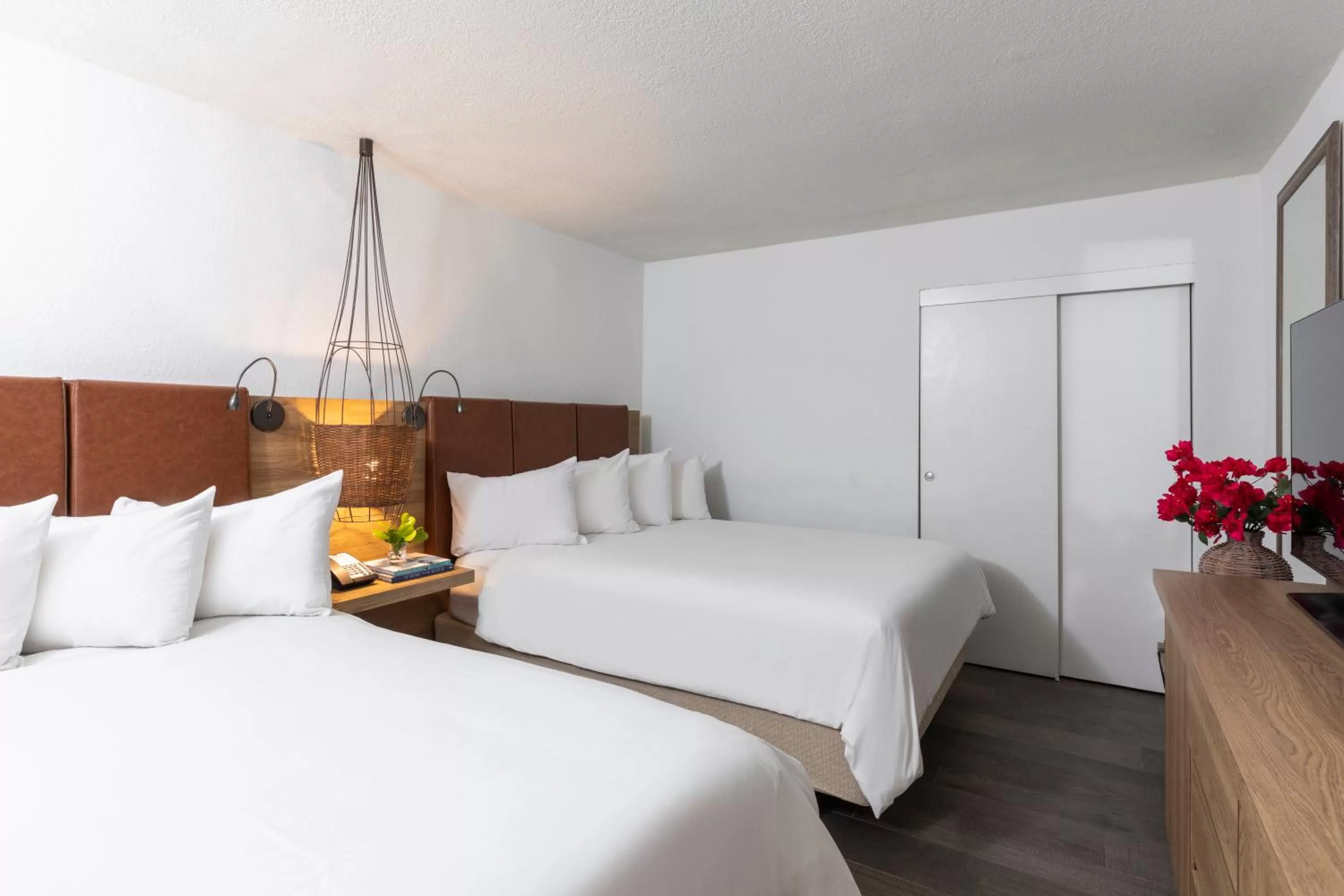 Queen Suite in Amara Cay Resort