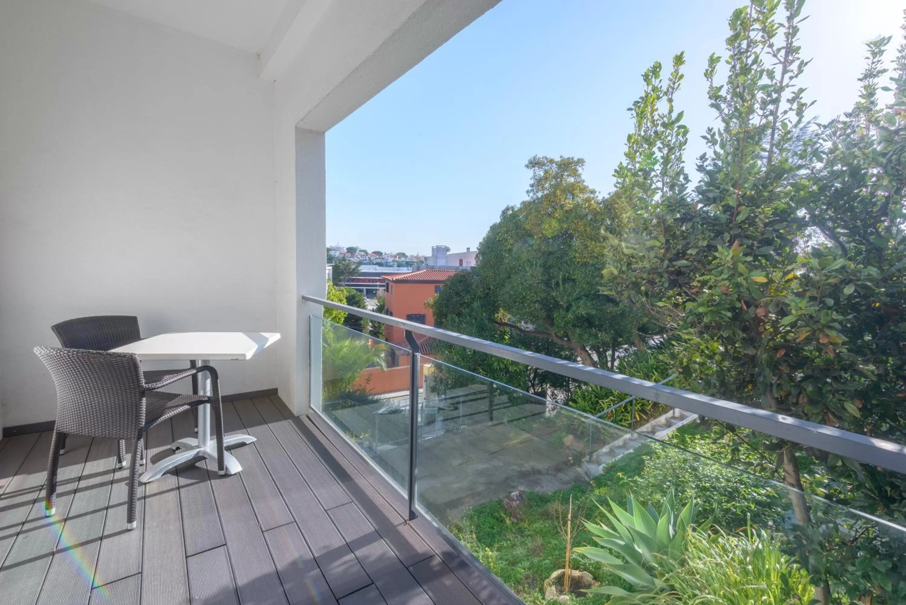 Twin Room with Balcony in Amazonia Estoril Hotel