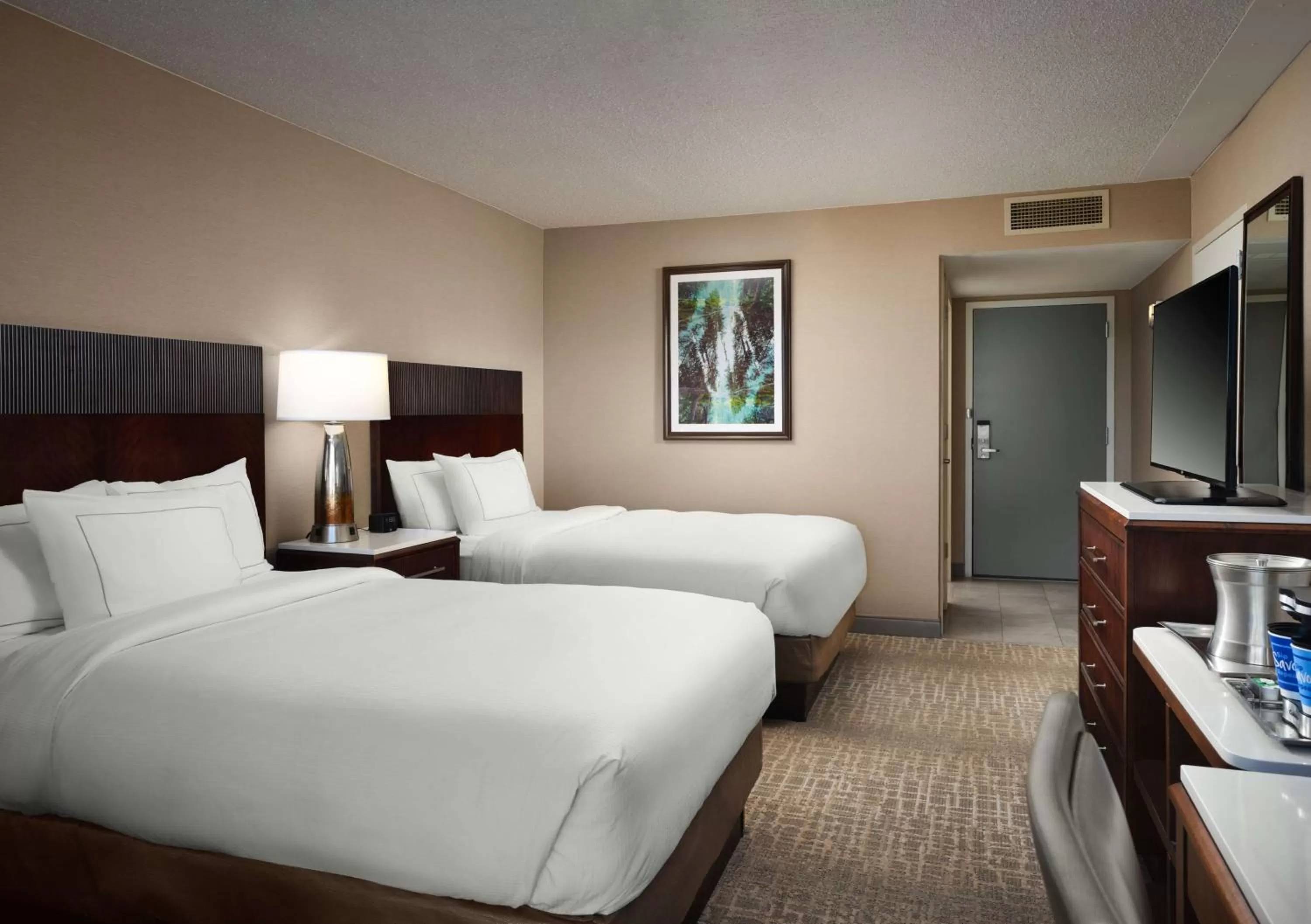 Executive Double Room with Two Double Beds in Hilton Fort Collins