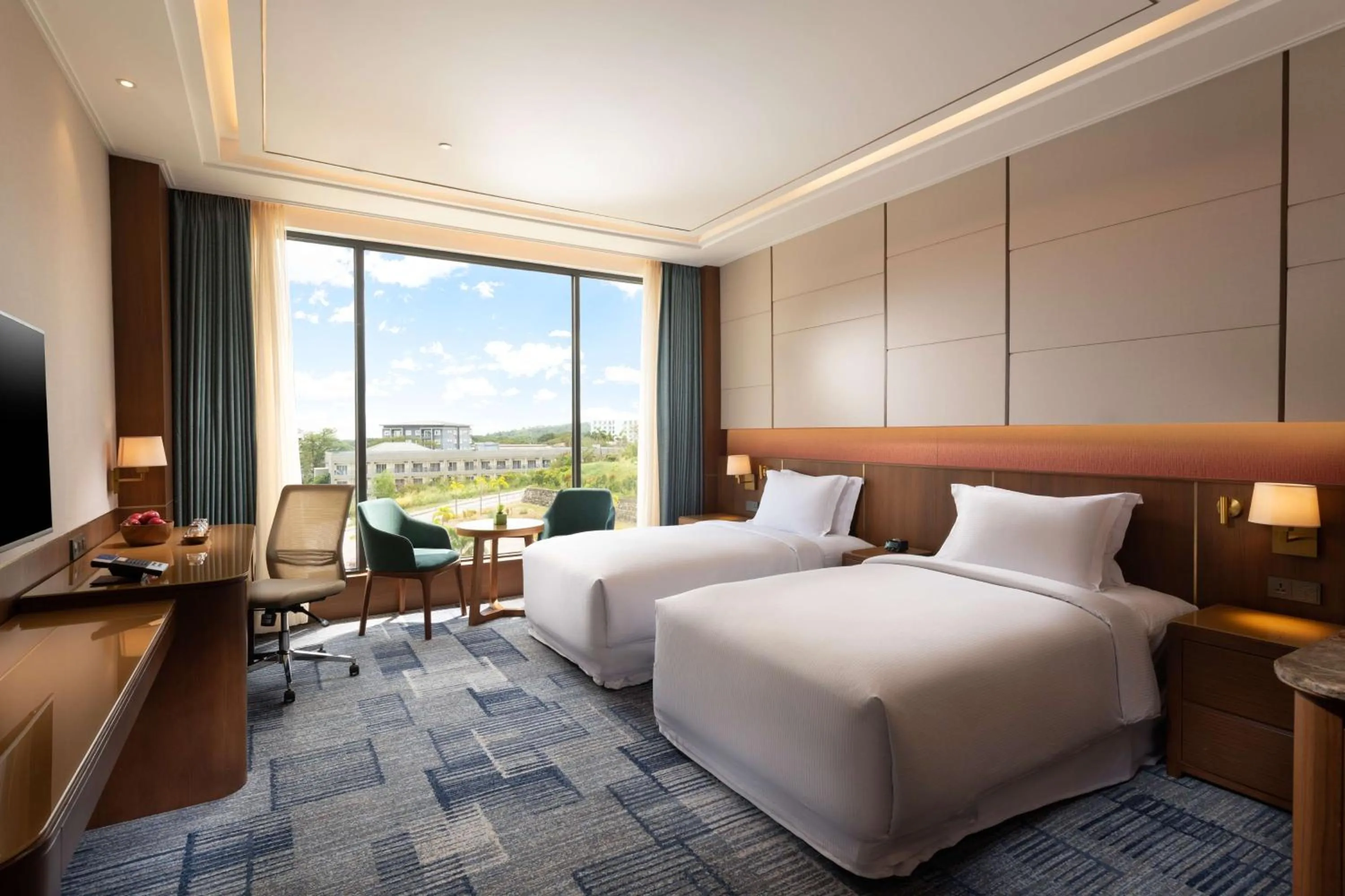 Executive Twin Room - Lounge Access in Hilton Clark Sun Valley Resort