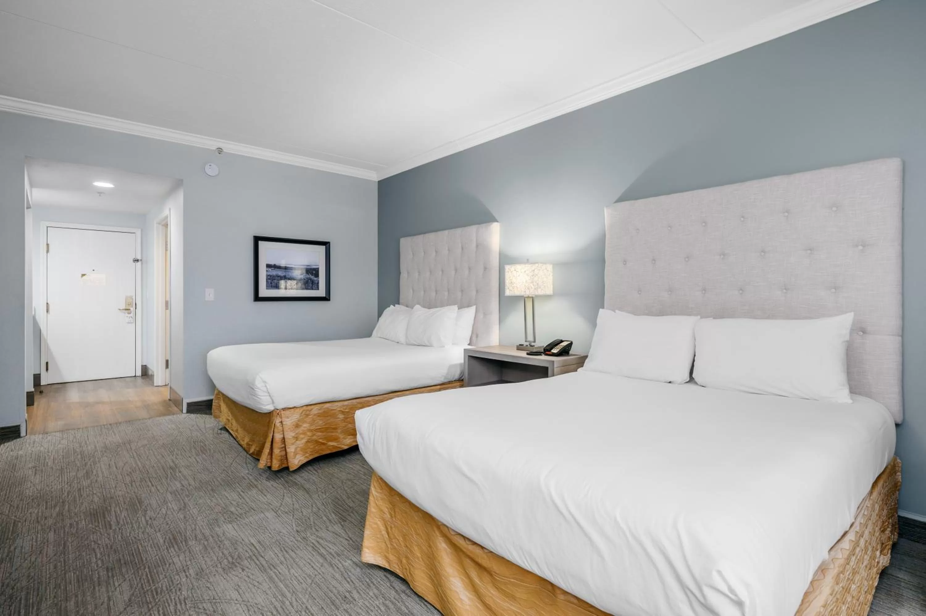 Double Queen Studio with Bay View in Cherry Tree Inn & Suites