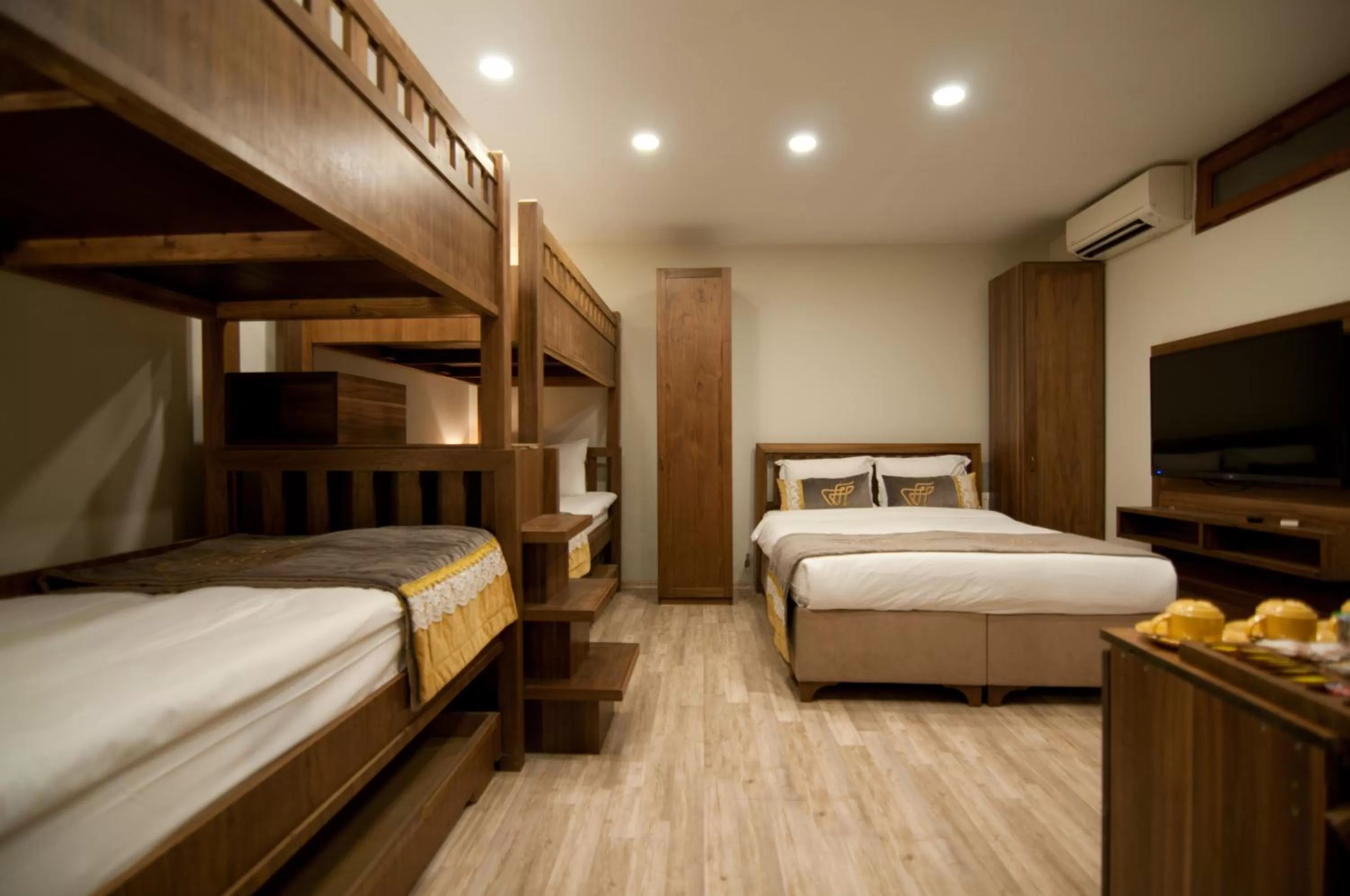 Economy Quadruple Room in Ferman Konak Hotel-Special Category
