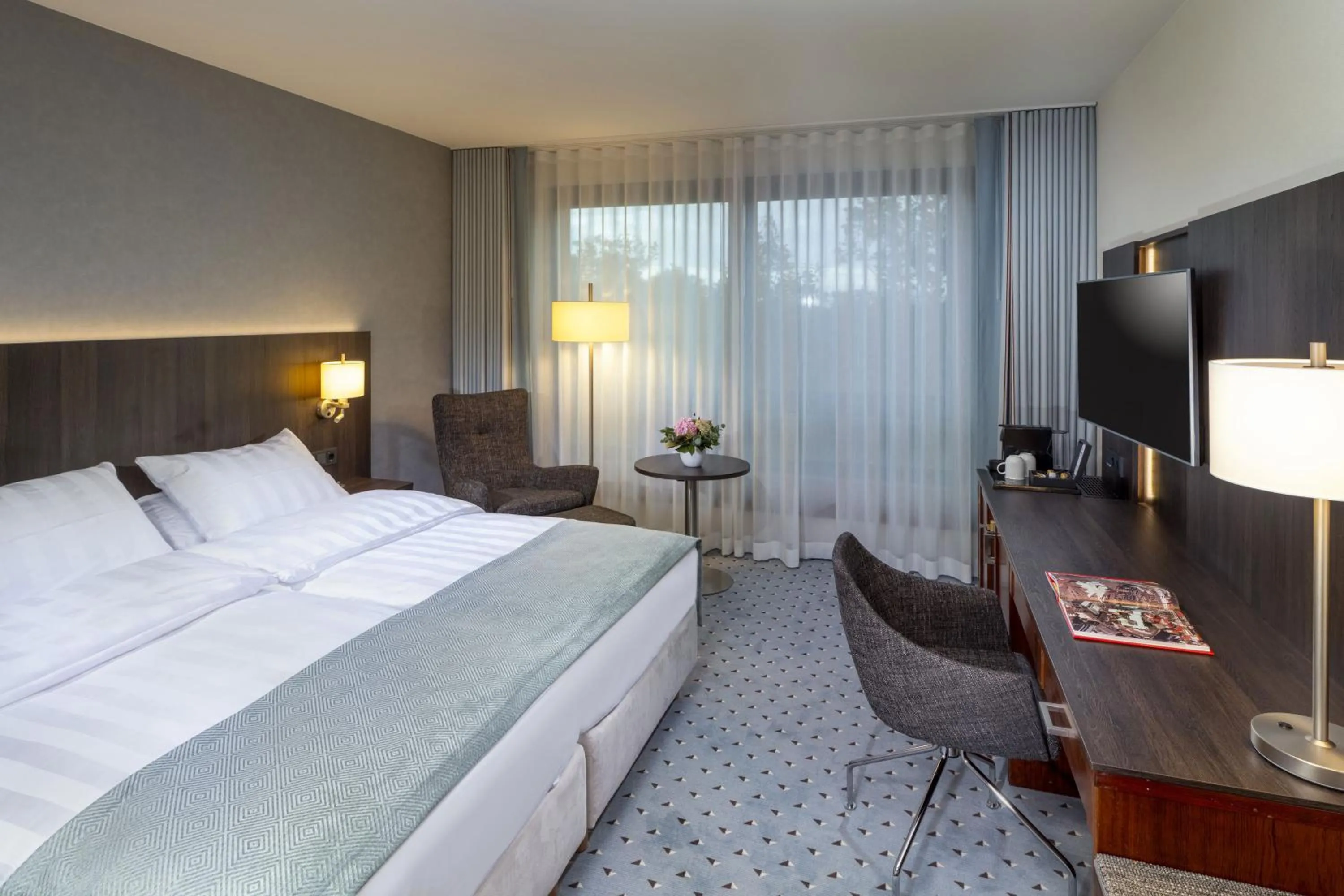 Superior Double Room in Maritim Hotel Bremen