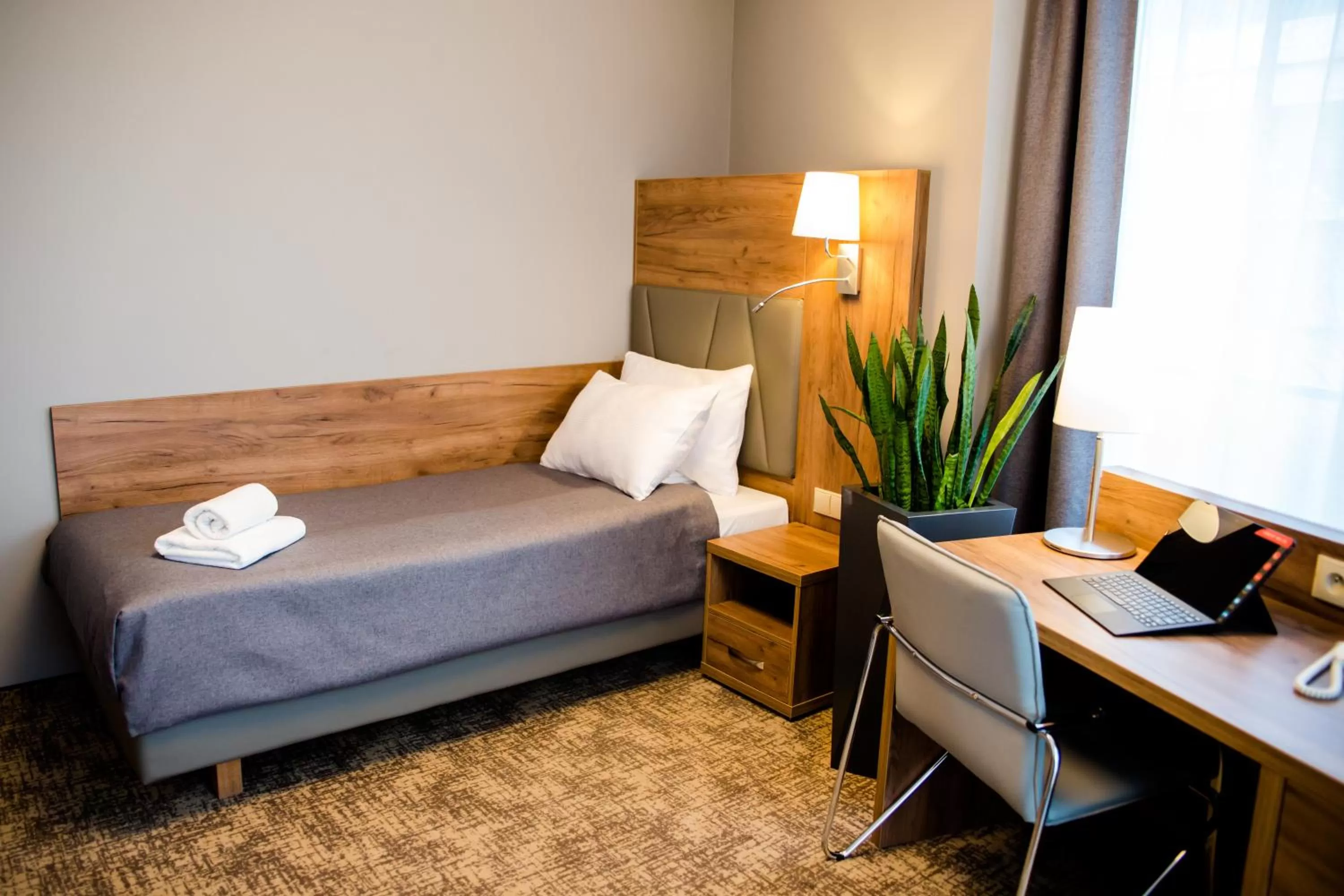 Single Room in APART HOTEL 12