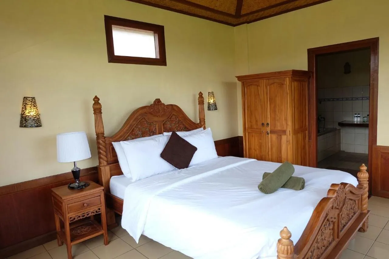 Standard Double Room with Balcony in Ganesha Ubud Inn