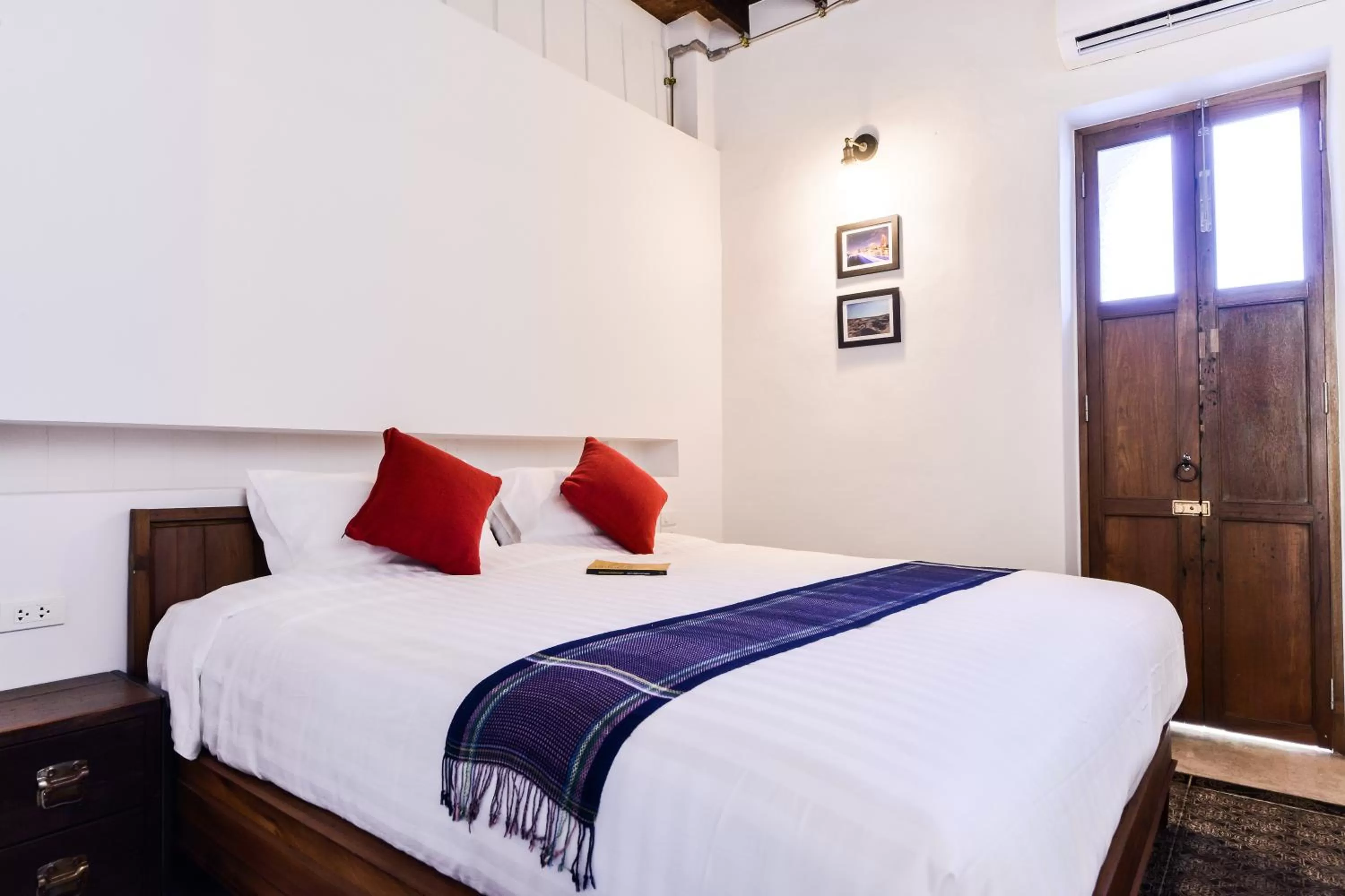 Deluxe Room in Neighbor Phuthon