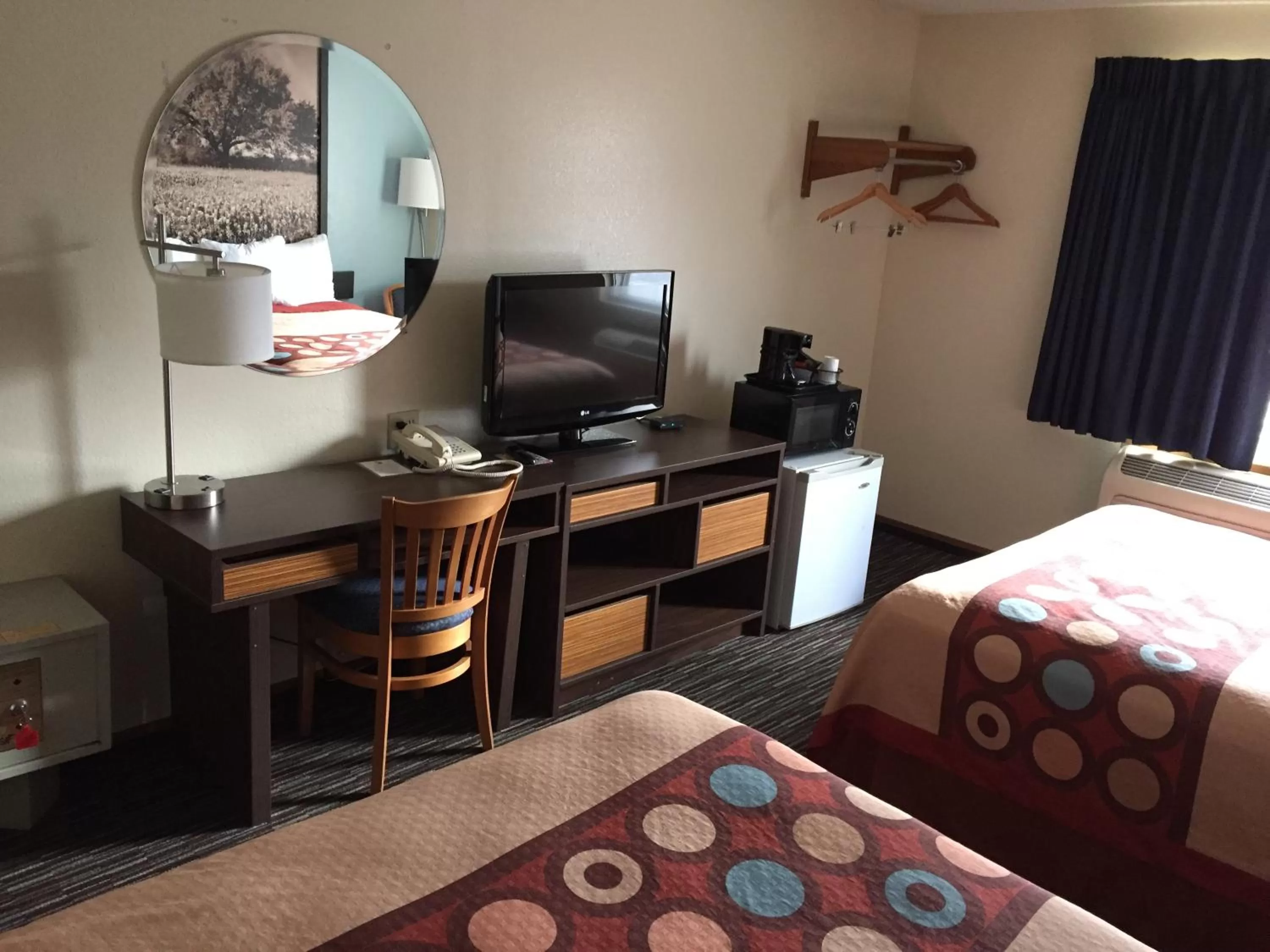 Queen Room with Two Queen Beds - Non-Smoking in Super 8 by Wyndham College Station