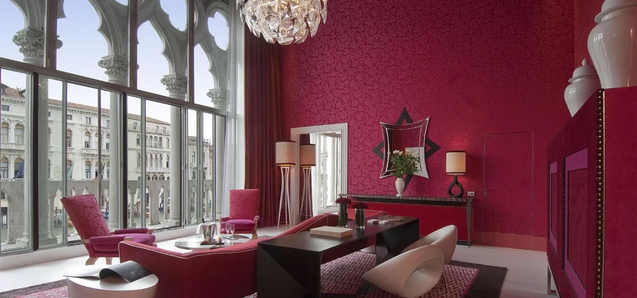 Deluxe Suite with Grand Canal View in Sina Centurion Palace