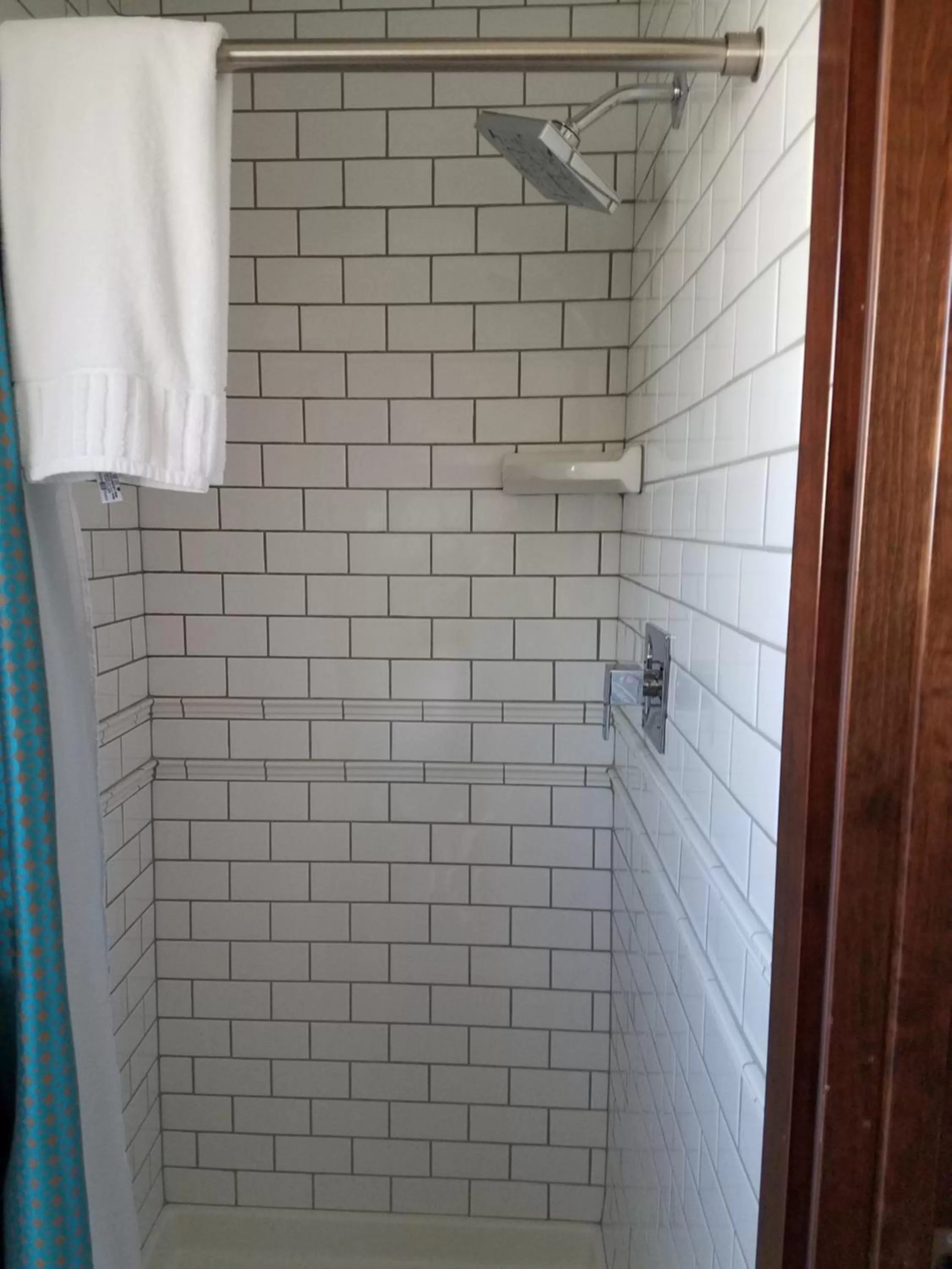 Superior King Room in Shoshone Inn