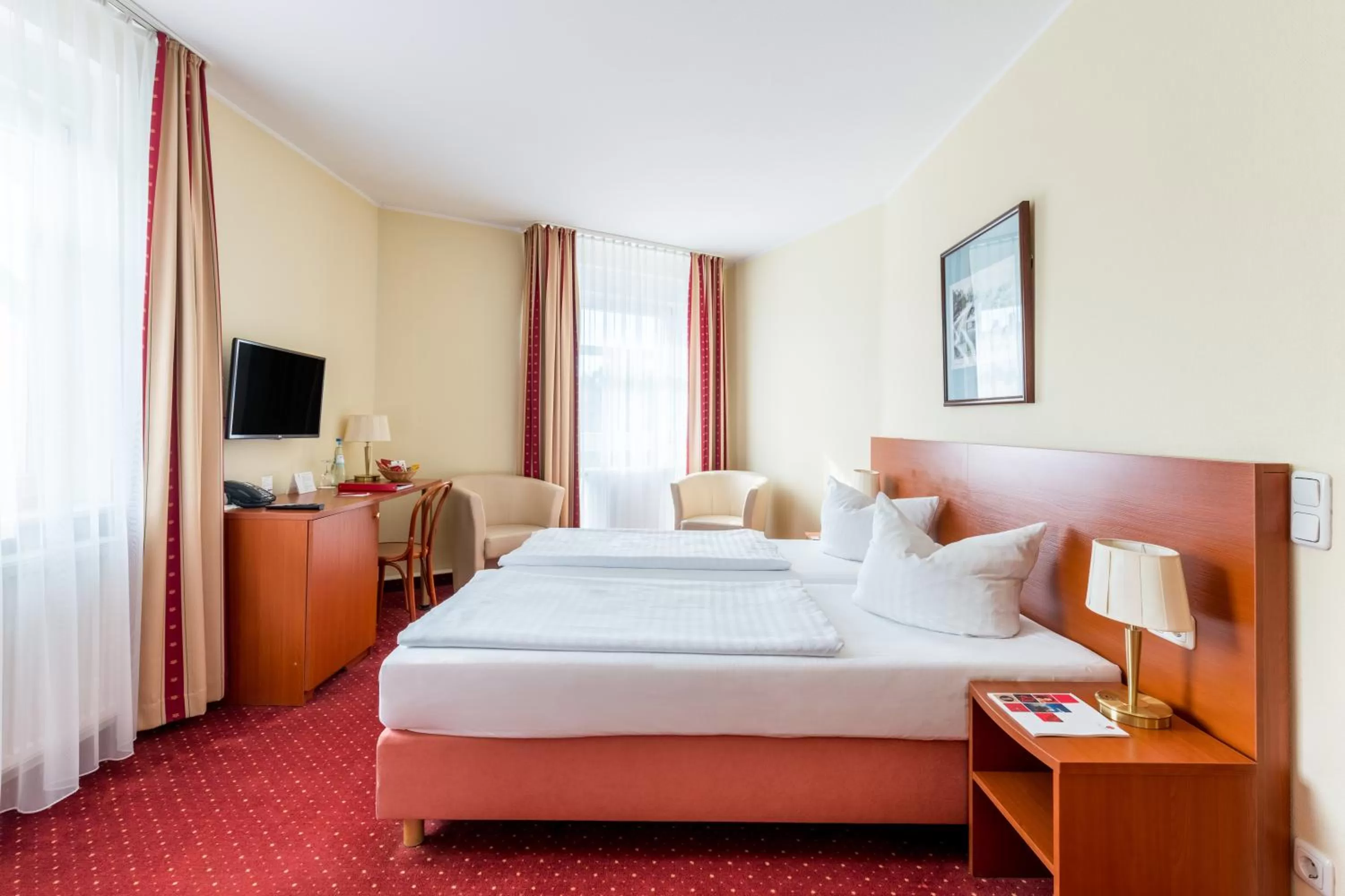 Standard Double Room in AZIMUT Hotel Dresden