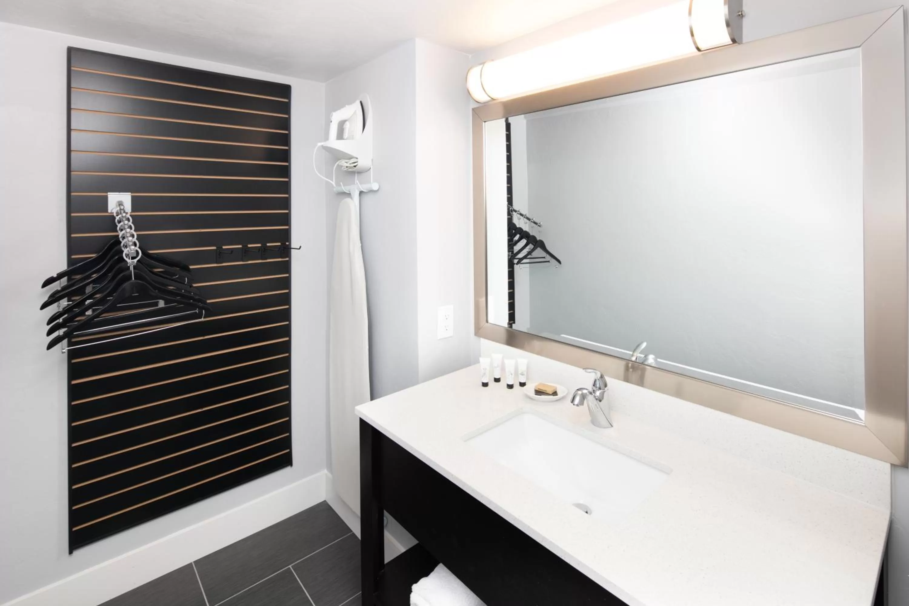 Deluxe Double Room with Two Queen Beds - Non-Smokin in Red Lion Inn & Suites Tucson Downtown