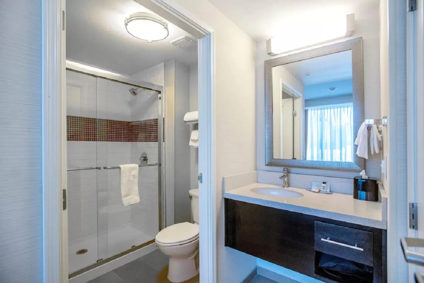 Studio King Suite - Communications Accessible in Staybridge Suites Denver Downtown by IHG