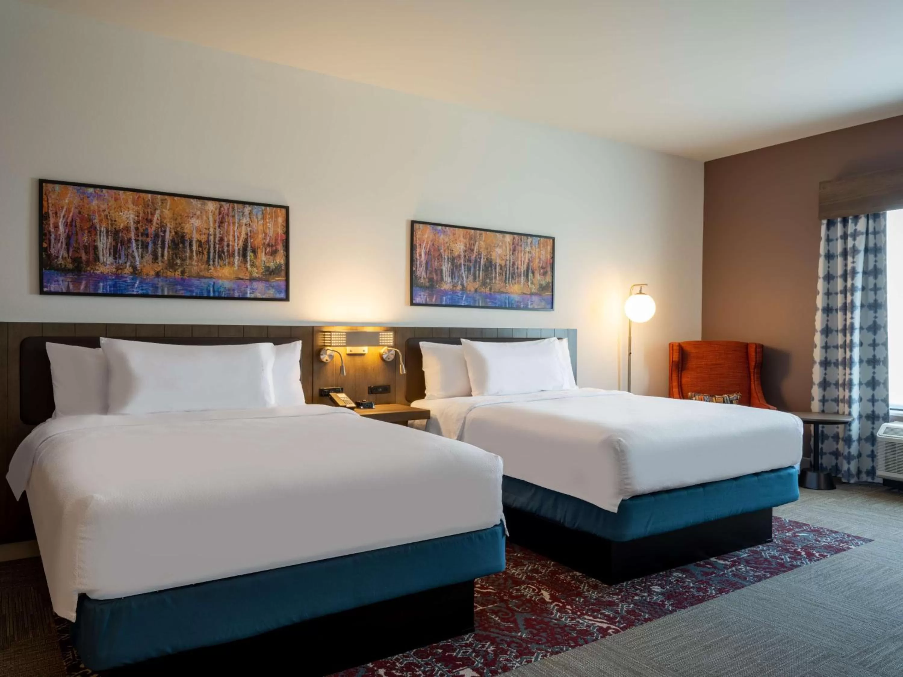 Queen Room with Two Queen Beds in Hilton Garden Inn Jeffersonville, In