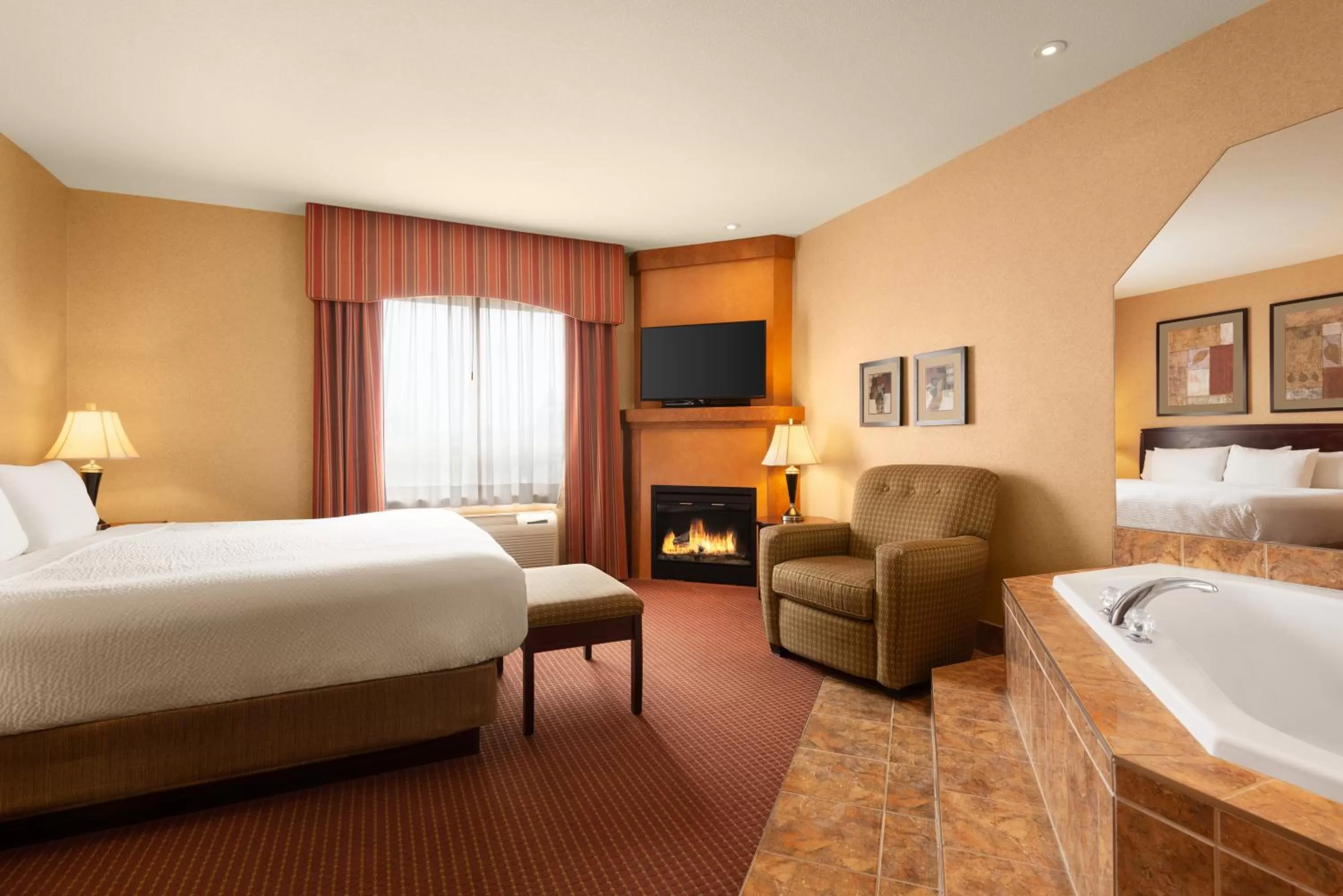 Deluxe King Suite - Non-Smoking in Days Inn by Wyndham Swift Current