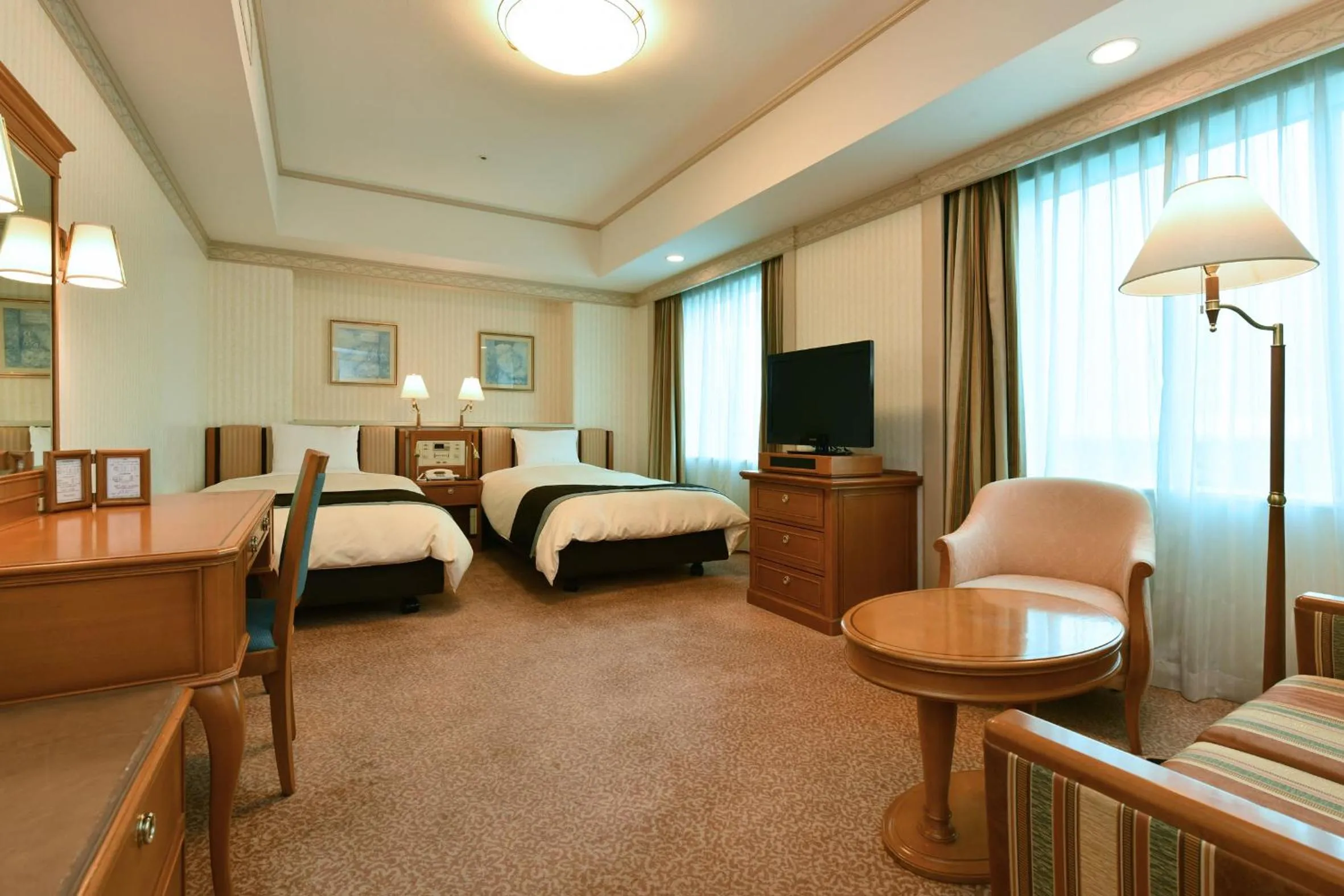 Crest Hotel Kashiwa