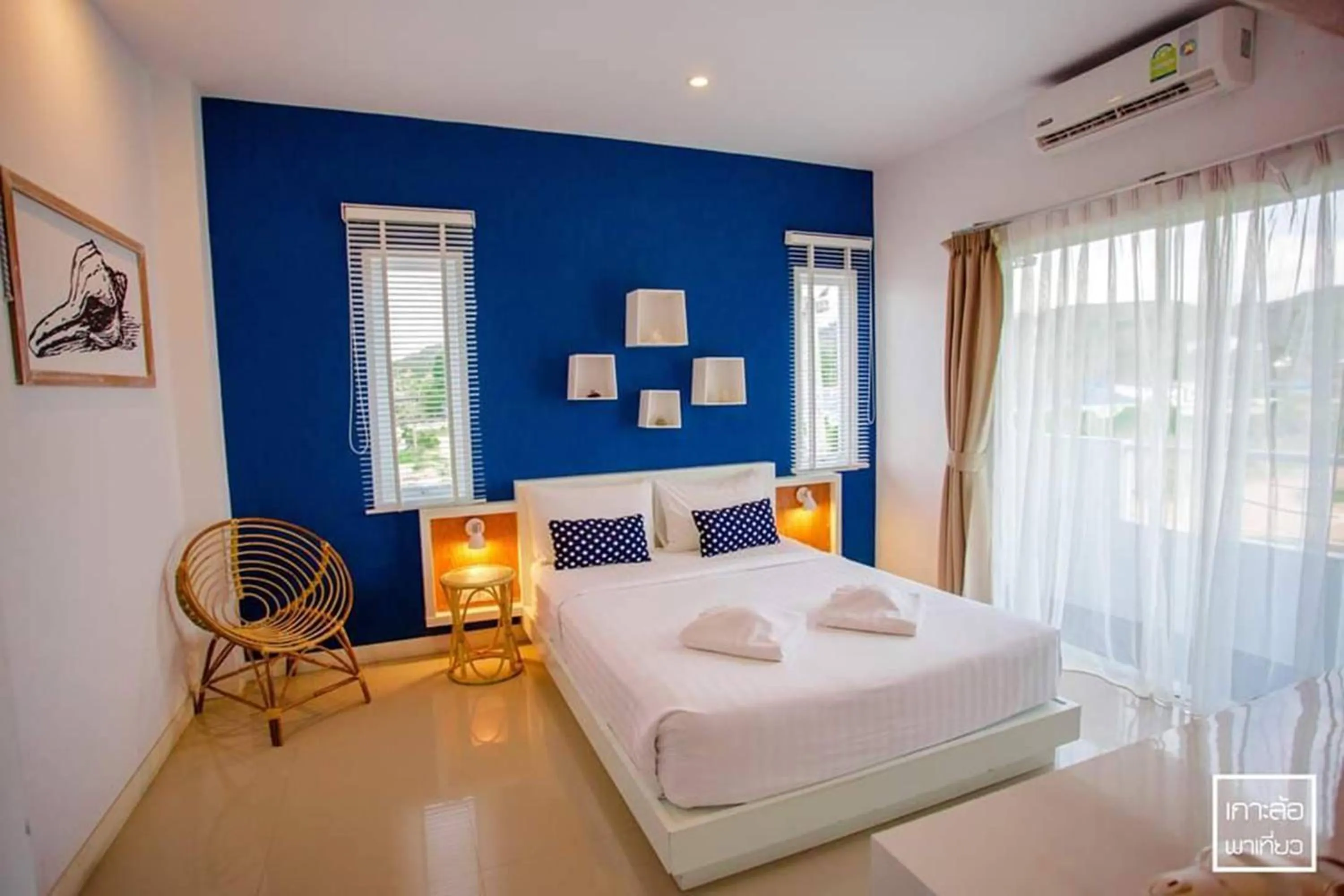 Deluxe Double Room with Balcony in Chill House at Naiyang