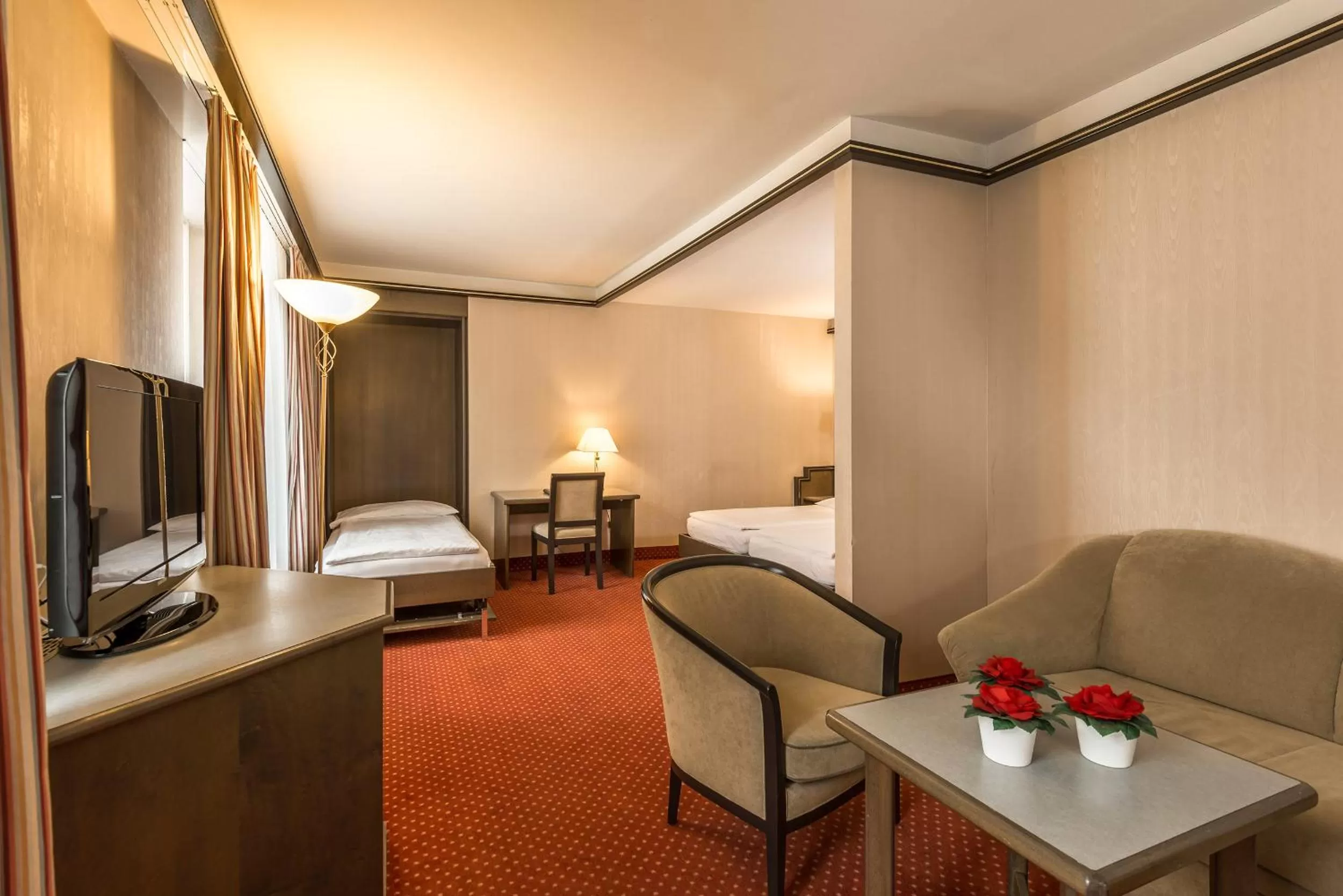 Triple Room in Hotel Monopol Luzern