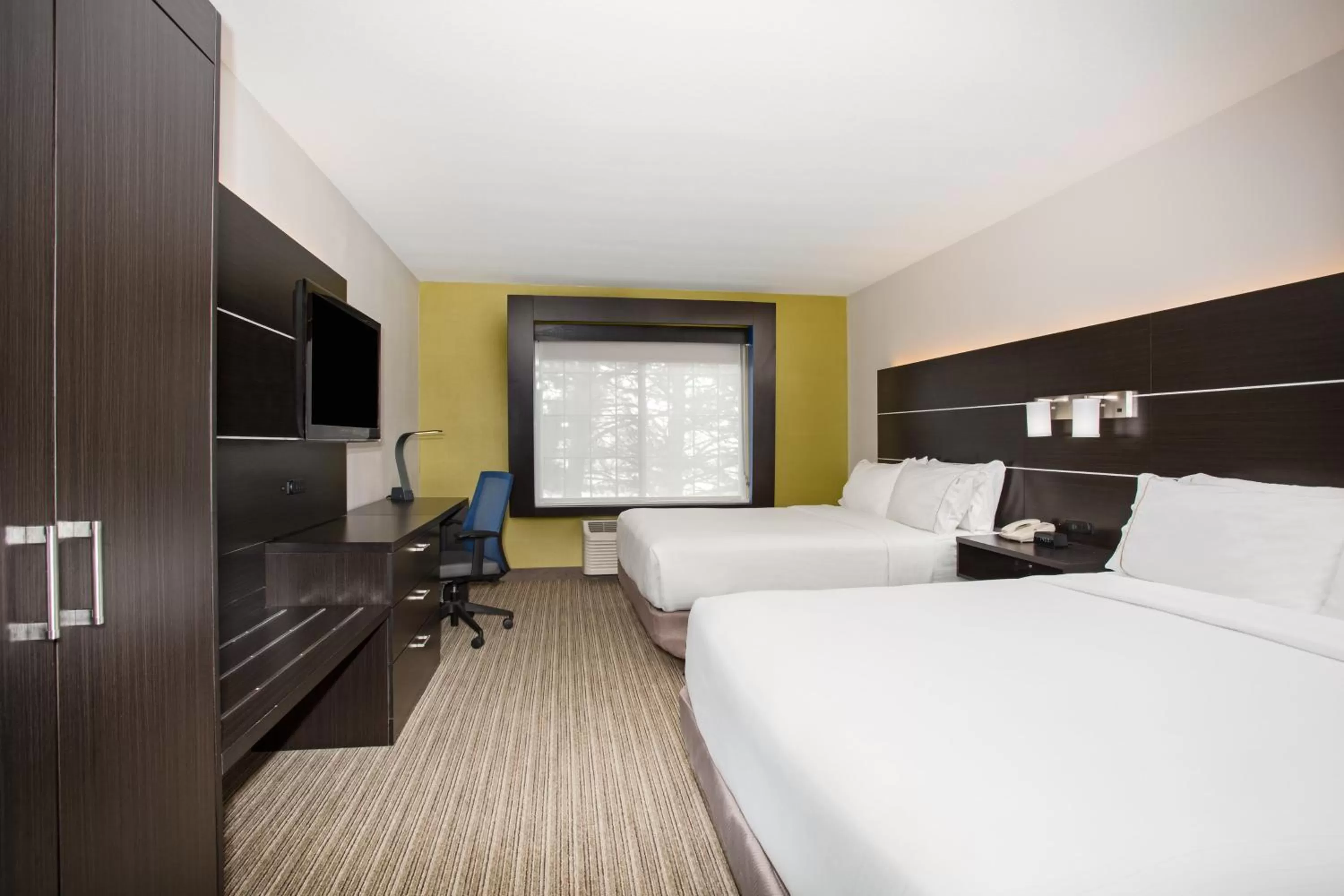 One-Bedroom King Suite in Holiday Inn Express Hotel & Suites Fort Collins, an IHG Hotel